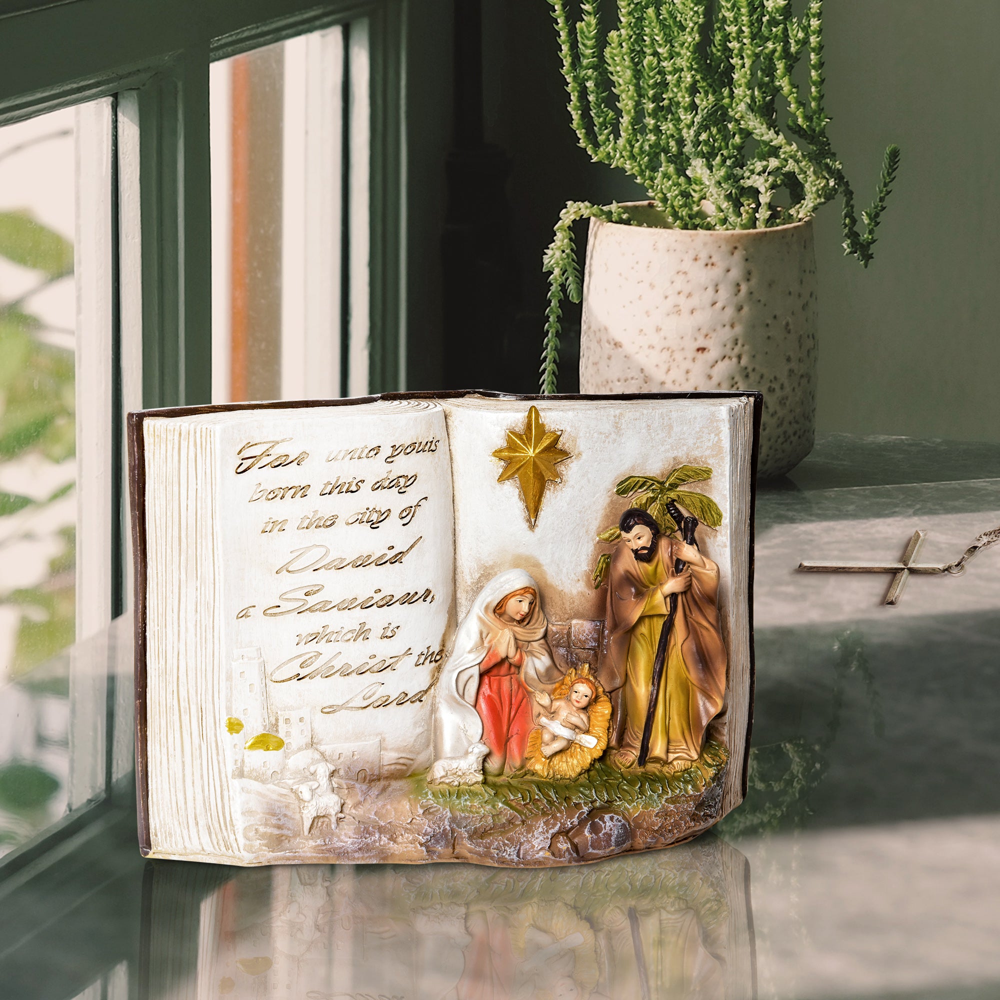 Christmas Nativity Scene with 3D Statuettes and Engraving, Nativity, Resin Christmas Decoration, 21.5cm x 9.5cm x 14cm