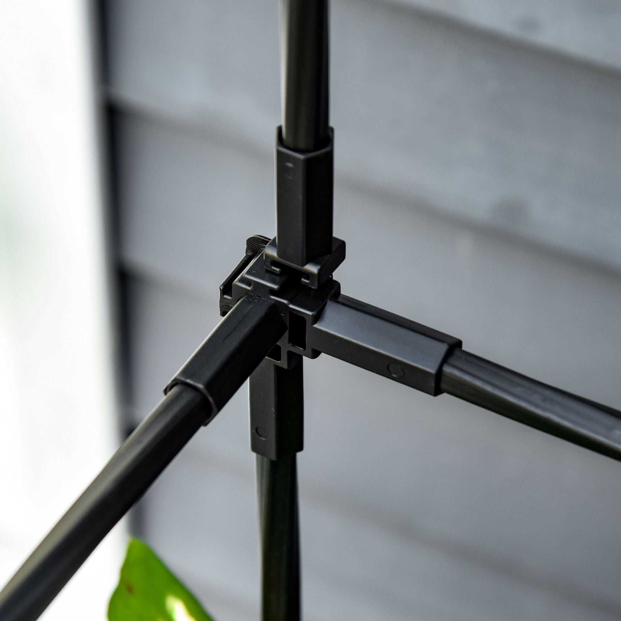 Outdoor Planter with Self-Watering Pot and Trellis Shelf for Climbing Plants Brown and Black, 40x40x177cm