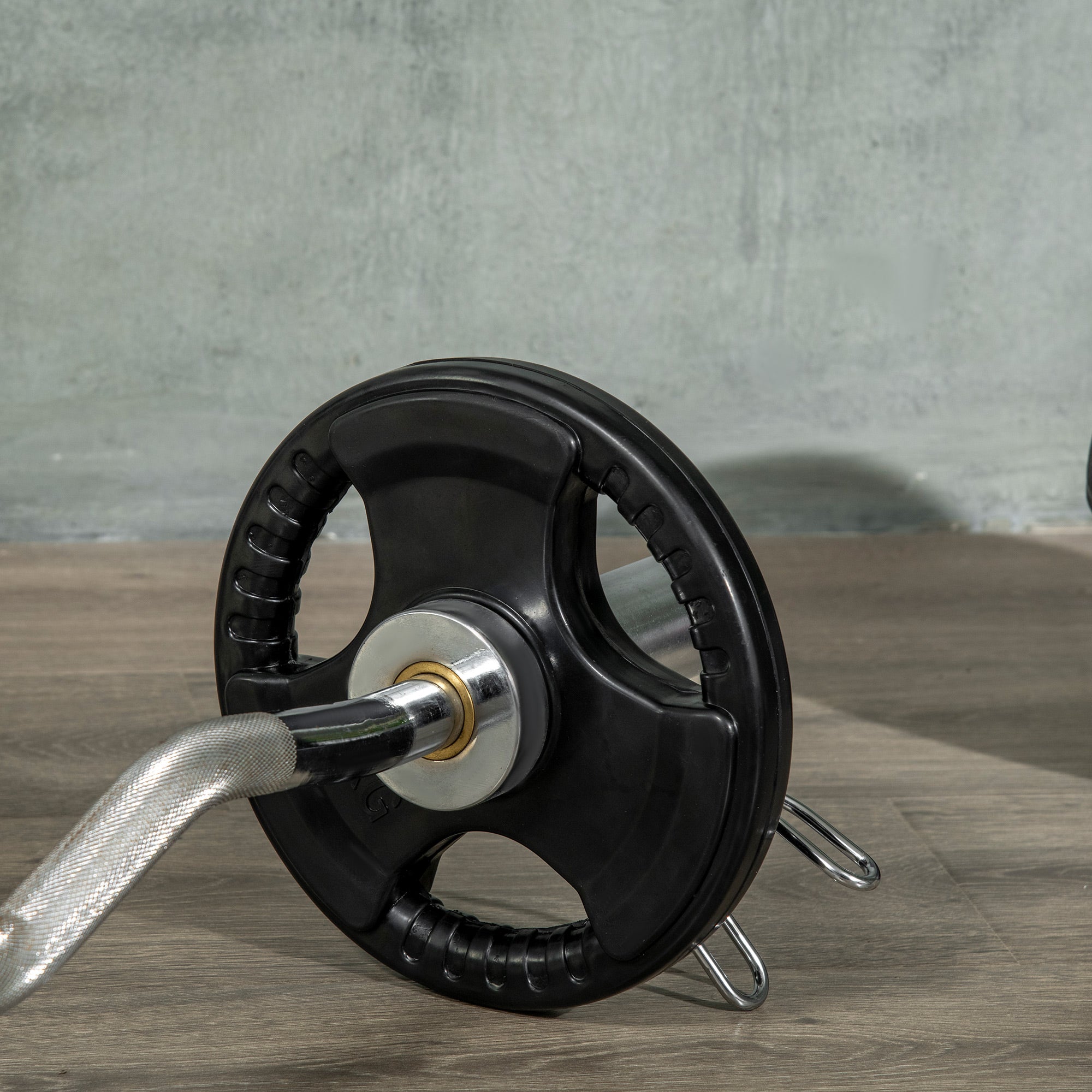 SPORTNOW Weight Plates Set of 2, Tri-Grip 2 x 5 KG Rubber Olympic Plates, floor-friendly weight plates with 5 cm bore, three handles, for weightlifting, strength training