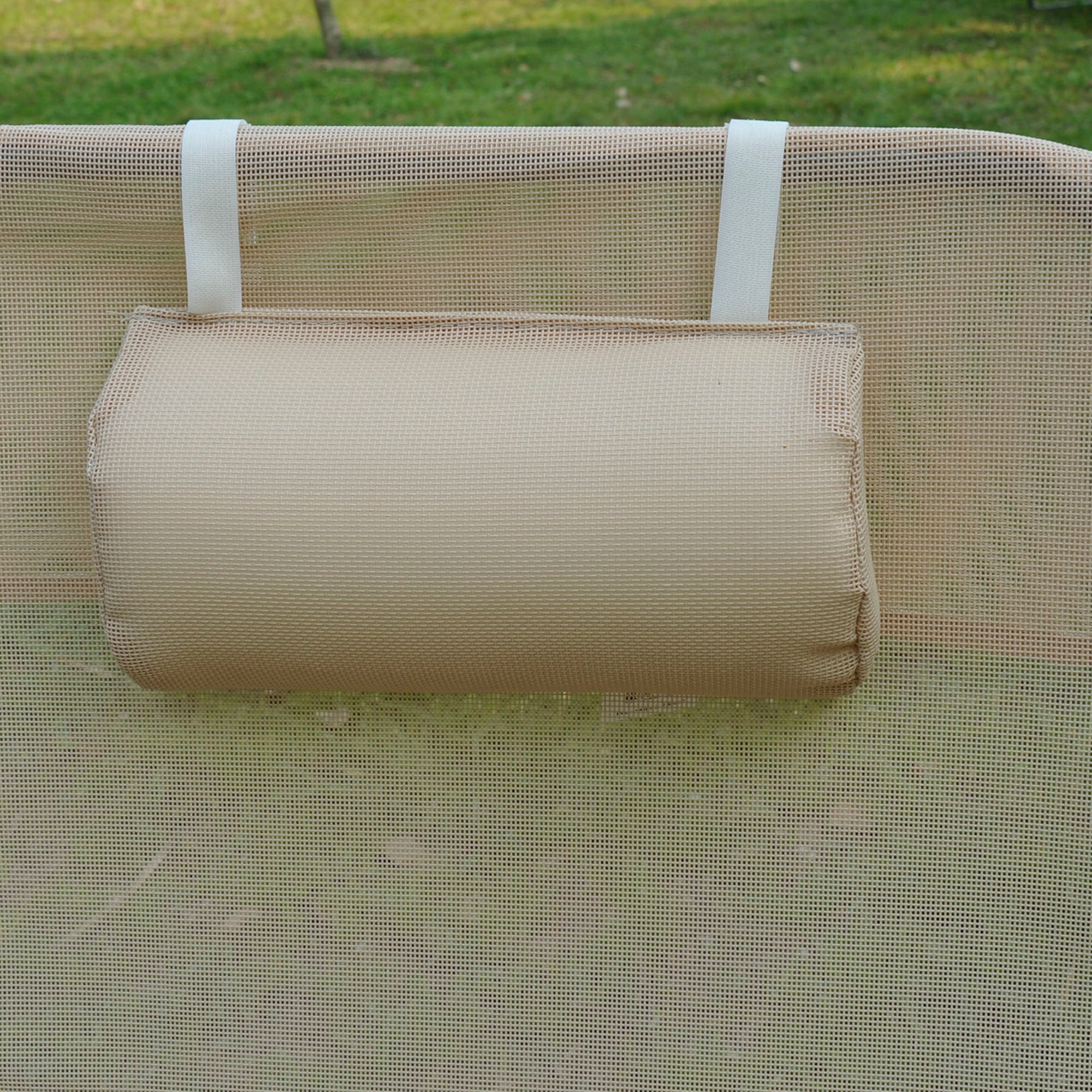 Set of 2 Foldable Sun Loungers with 4-Level Reclining Backrest, Steel and Mesh Fabric Garden Recliner, Beige