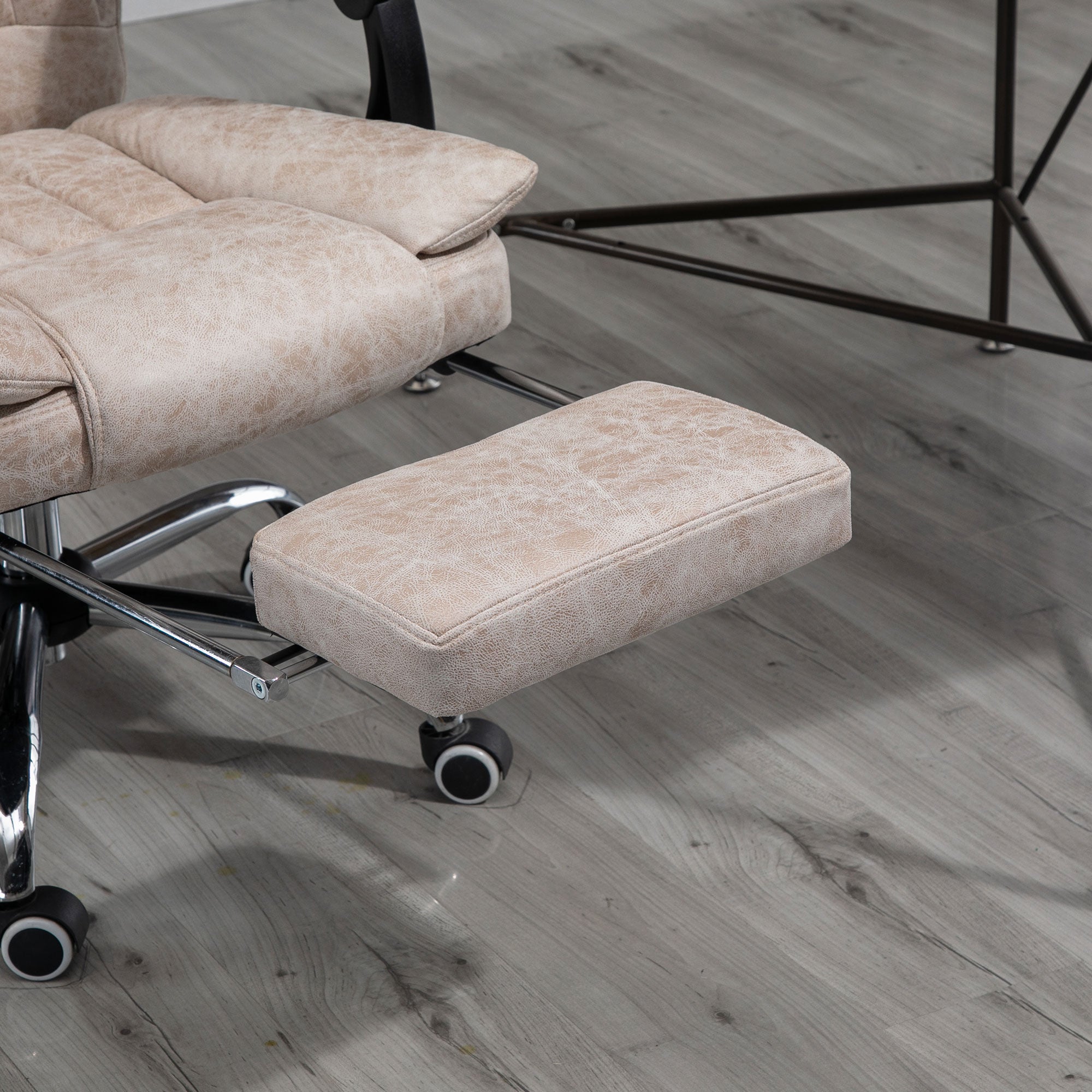 Office Chair Swivel Chair with Reclining Function Footrest Office Seat Height Adjustment Chair Desk Chair Microfiber Plastic Metal Nylon Beige+Black+Silver 63 x 71 x 110-118 cm