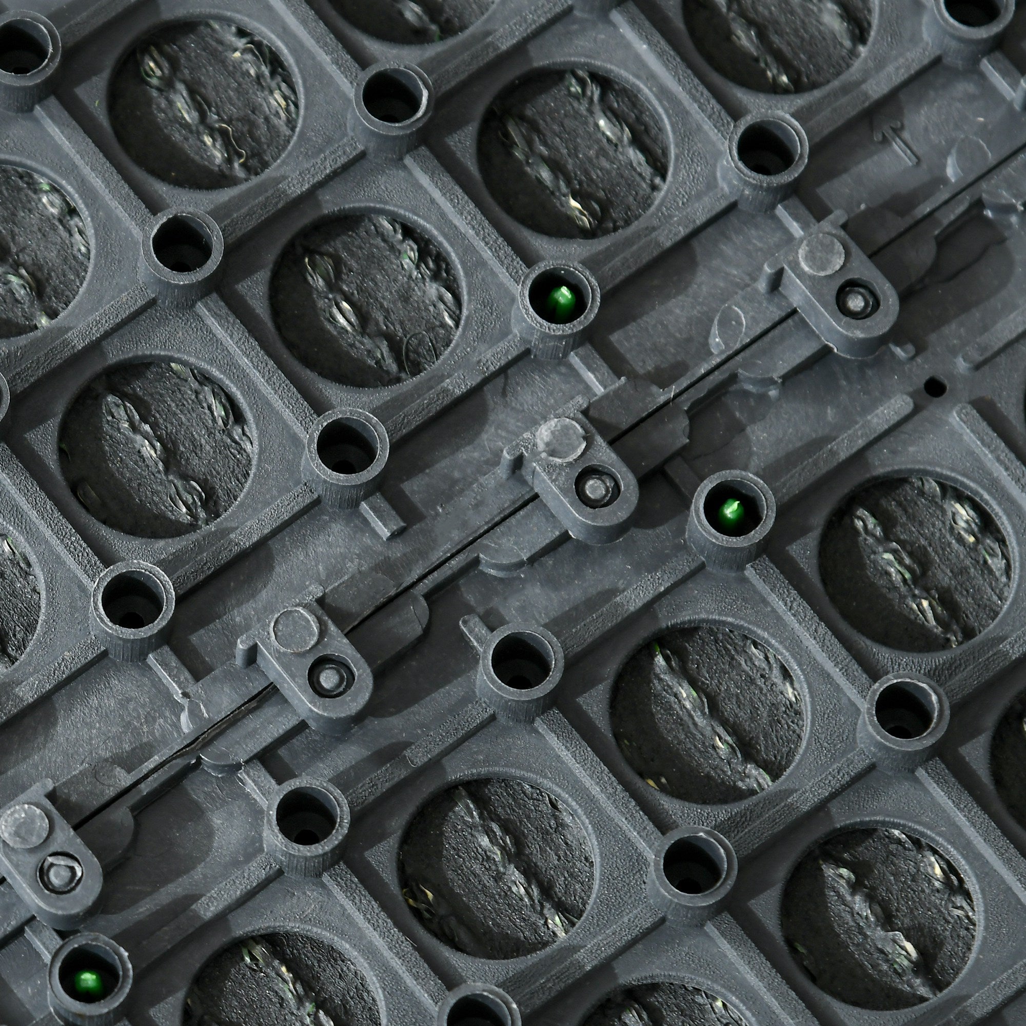 Artificial Grass 10 Pieces Lawn Carpet 30 x 30 cm Turf Mat Synthetic Grass Roll Lawn for Garden Balcony 25 mm Plastic Dark Green