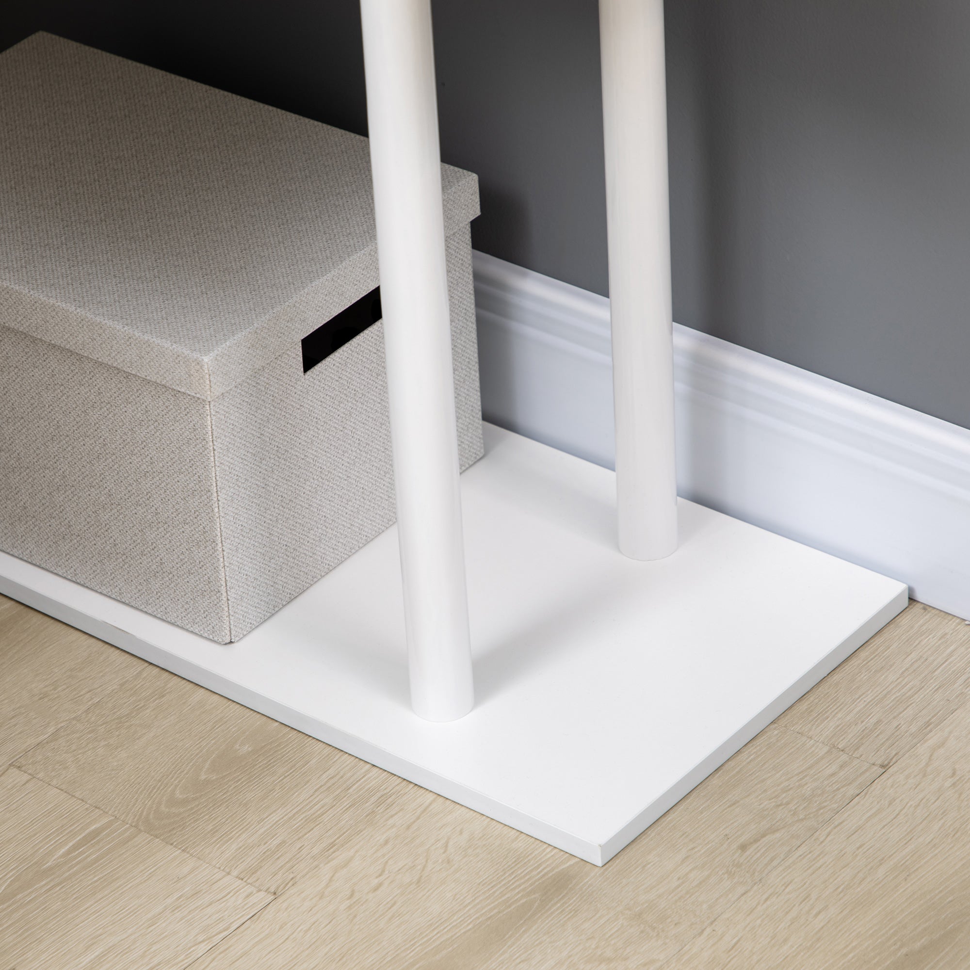 Corner Desk with Storage Shelves Modern Contemporary Design L-Shaped Computer Desk Wooden Shelves 120 x 80 x 176 cm White