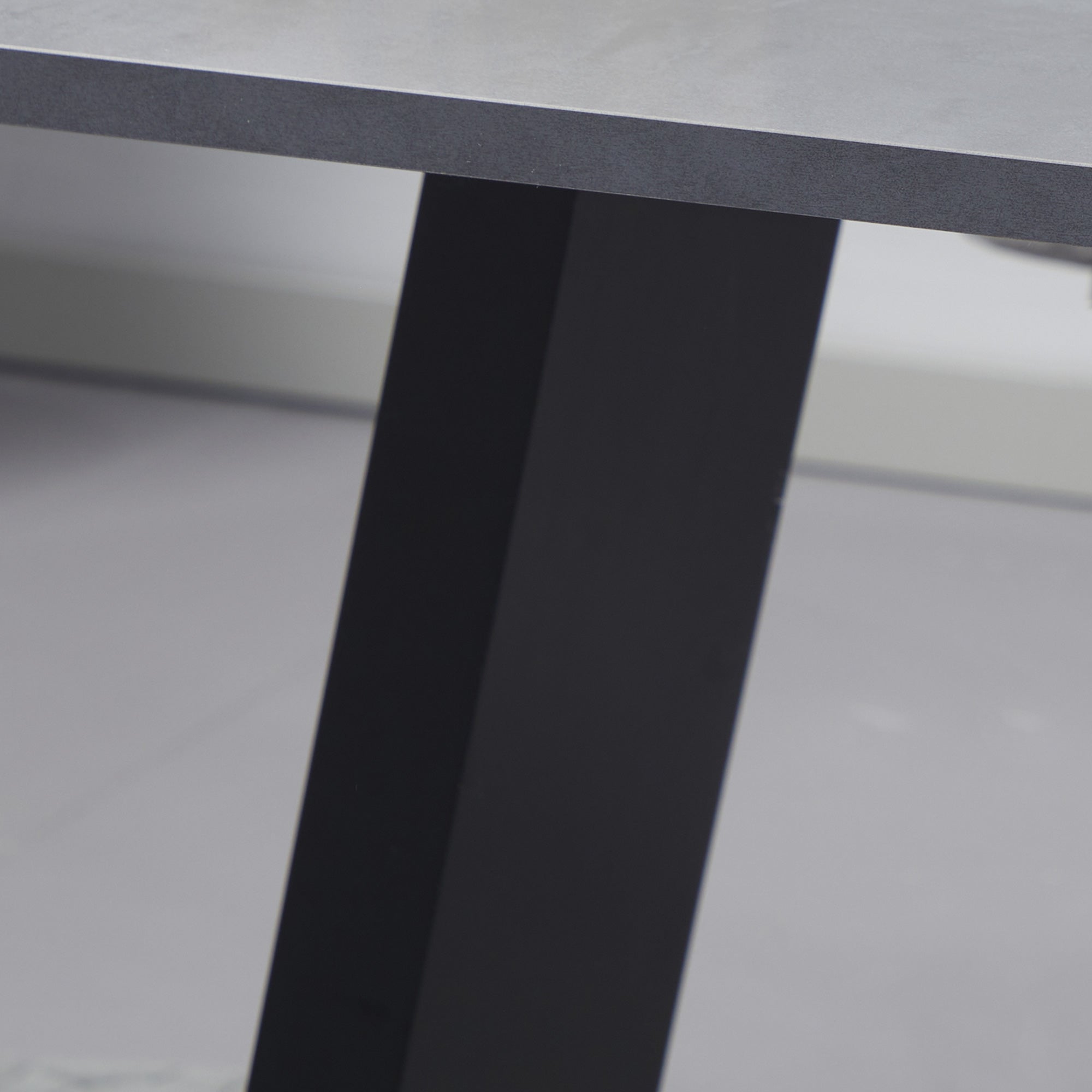 Dining Table for 4-6 people, Living Room Table with Marble Effect Top, 140x80x76 cm