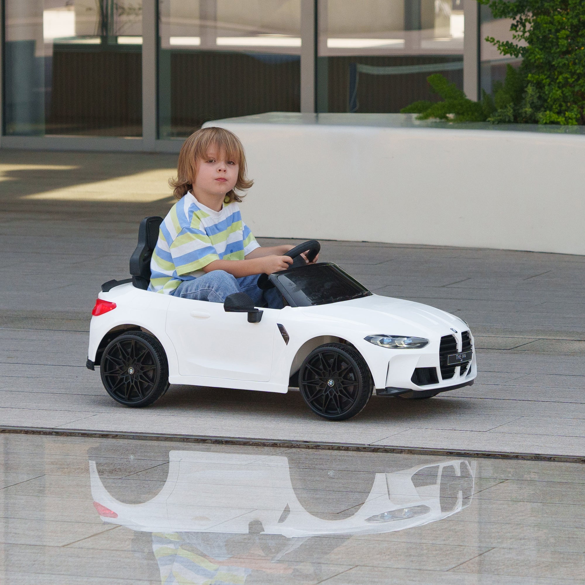 Kids Electric Car 12V Children's Car with 2.4G Remote Control, Suspension, Gentle Start, Electric Vehicle with MP3, USB, LED Lights, Horn, 3-5 km/h, for Kids 3-5 Years, White