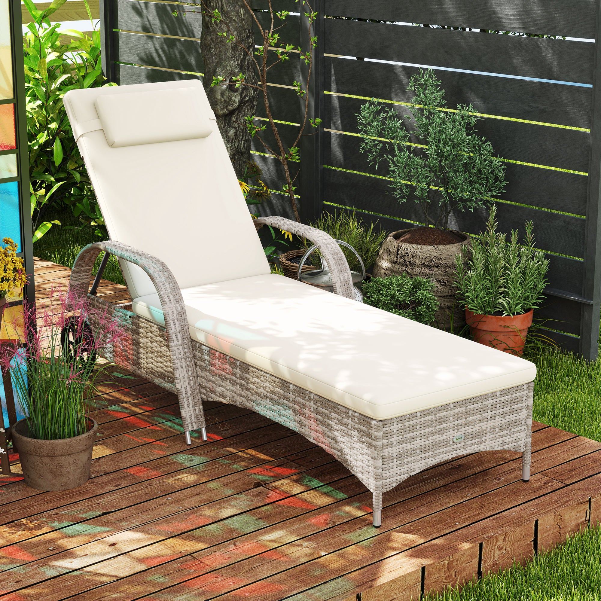 Comfortable Sun Lounger: Mattress, Headrest, Multiple Adjustable Positions, Armrests, Light Gray Resin Wicker Wheels