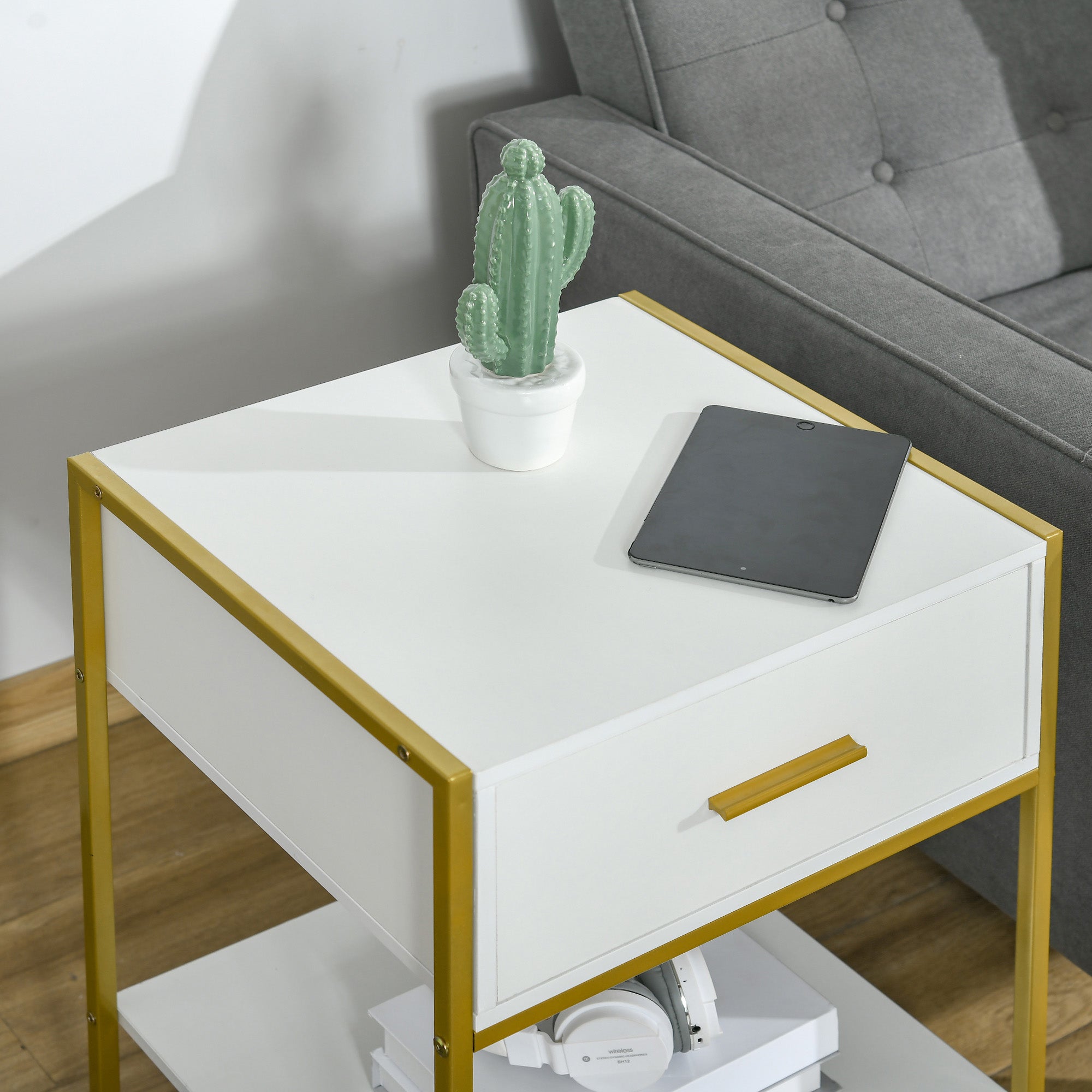 Set of 2 Modern Bedside Tables, 2 Bedside Tables for Bedroom and Living Room, with Drawer and Open Shelf, Modern Design, in MDF and Steel, 45x40x60cm, White and Gold