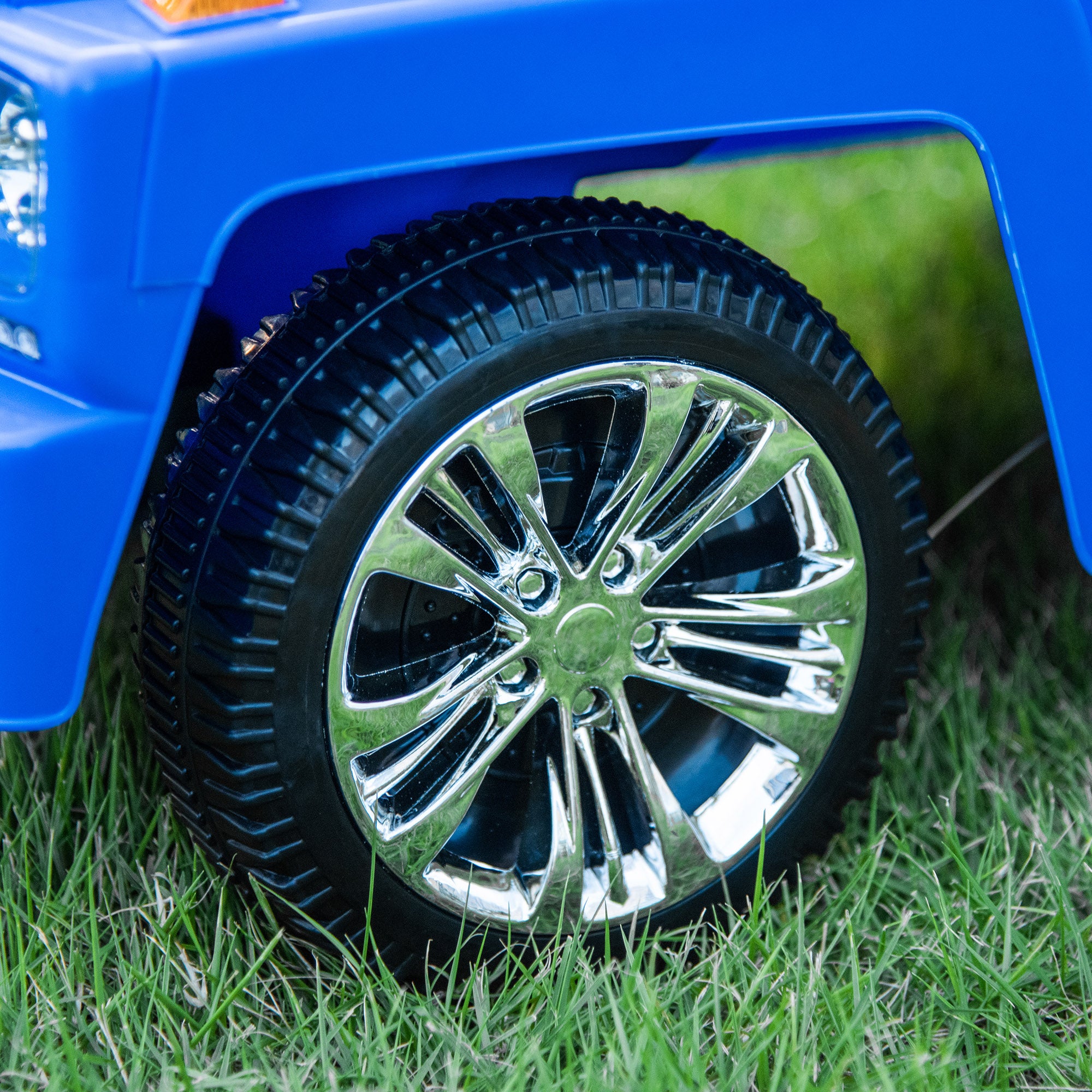 Off-Road Ride-On Toy Car for Children, Kids Car with Lights and Music, Age 18-36 Months, 68x30.5x41.5cm, Blue