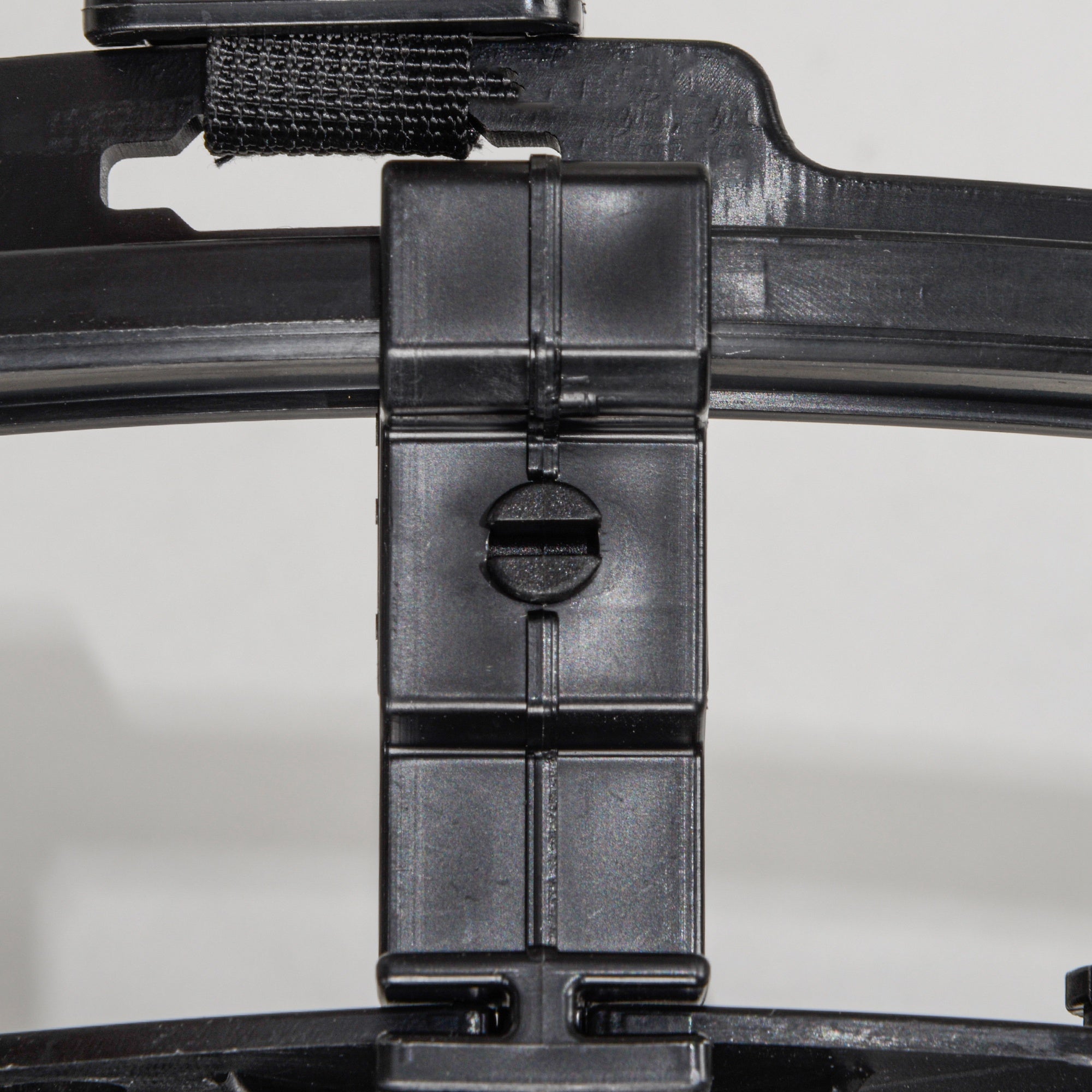 SPORTNOW Basketball Rebounder, 360° Rotatable Basketball Return Attachment, Basketball Return System for Shooting Drills, with Rebound Ramp, Indoor-Outdoor, Black