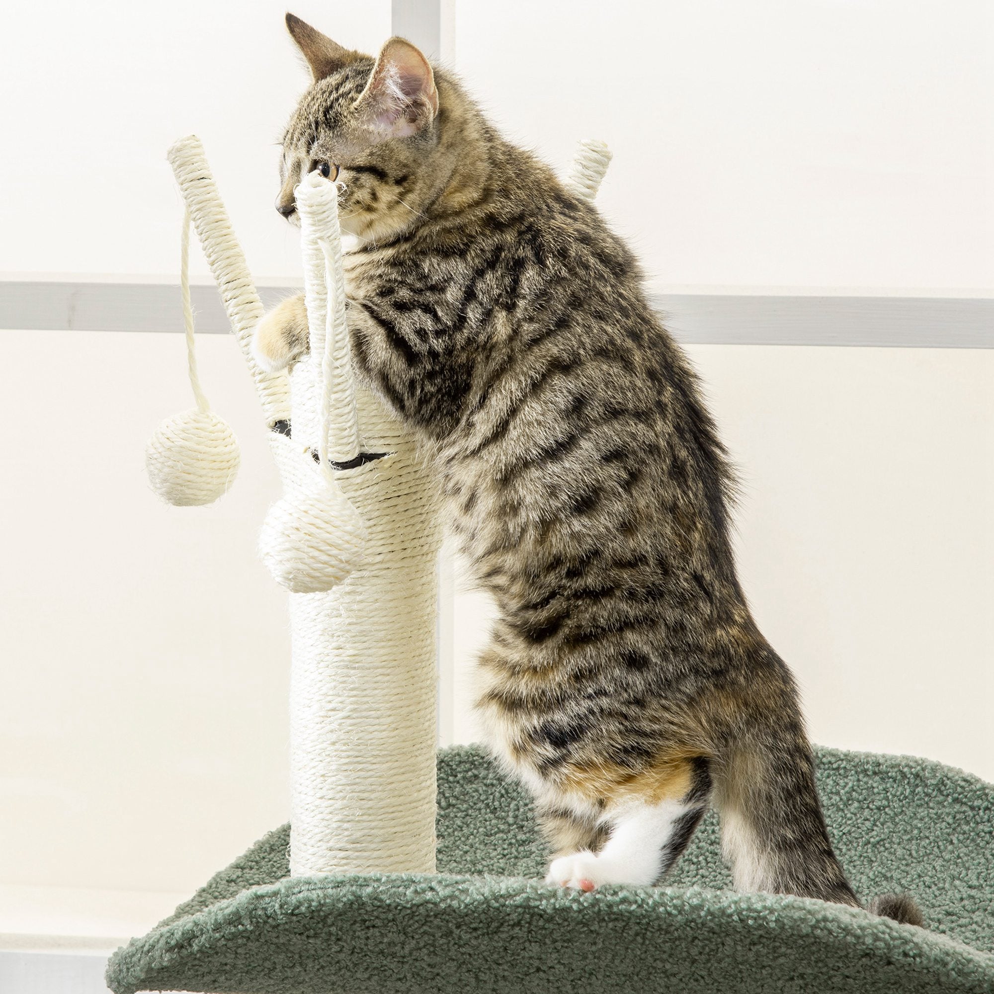 Cat Tree 123H cm Climbing Tree Cat Scratching Post with Basket and Playball Sisal Pillar Cat Scratcher Plush Green+Cream White