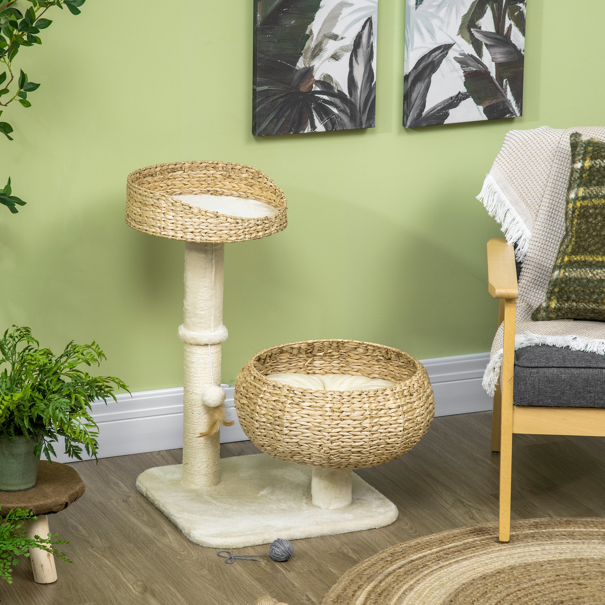 Cat Scratching Tree 2-Level Height 72 cm Sisal Post with Hideaway and Platform 1 Suspended Ball Beige
