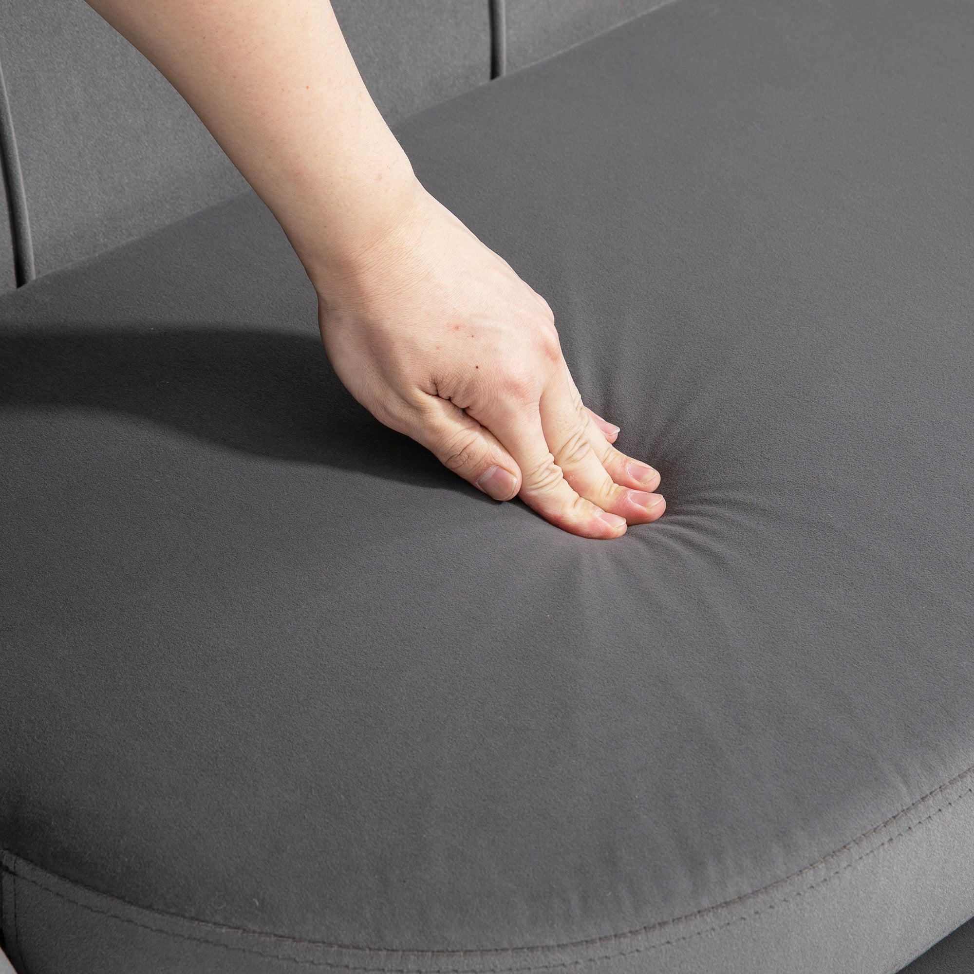 2-Seater Fabric Sofa Two-Seater Lounge Sofa with Soft and Generous Cushions Upholstered Sofa Seating Furniture Upholstered Furniture Design Sofa Elegant Velvet Polyester Grey 133 x 63 x 75 cm