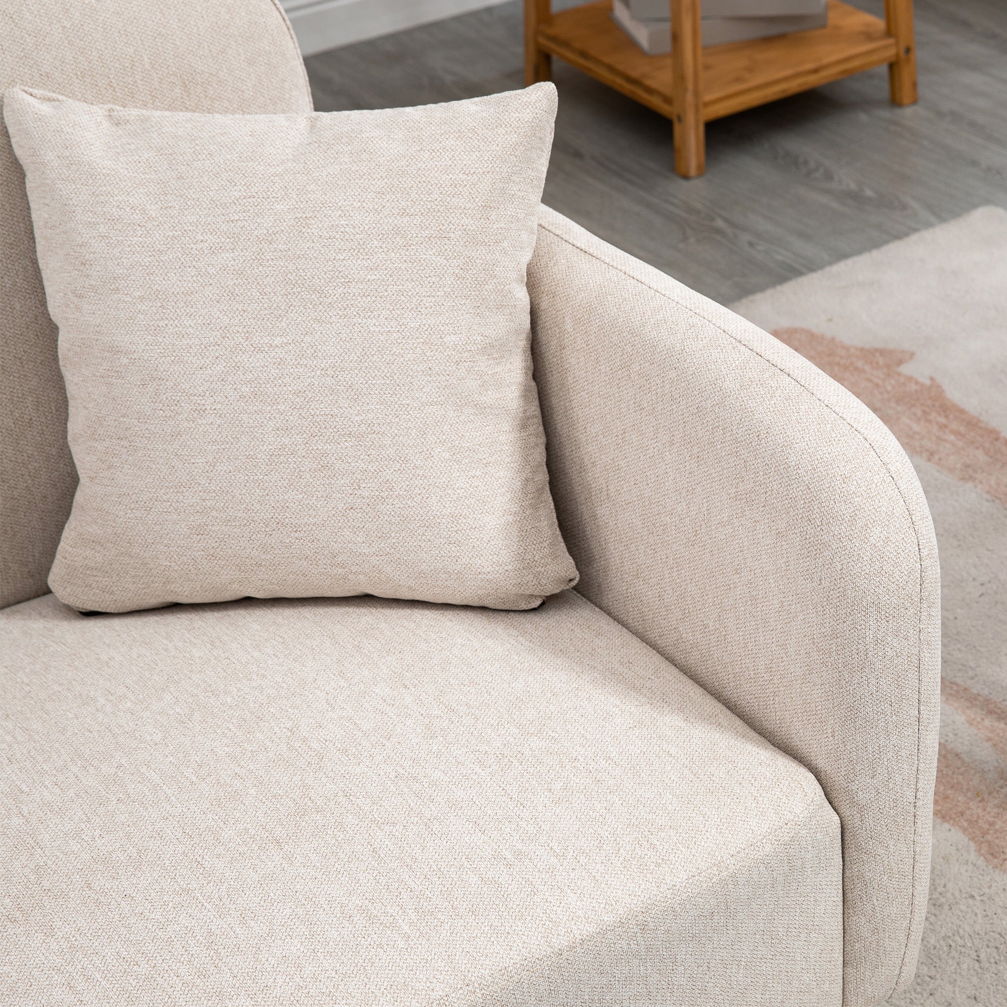 2 Seater Sofa, Couch with 2 Throw Pillows, Padded Loveseat, Upholstered Sofa with Velvet Touch, Armrest, Loveseat for Living Room, Bedroom, 130 x 70 x 80 cm, Cream