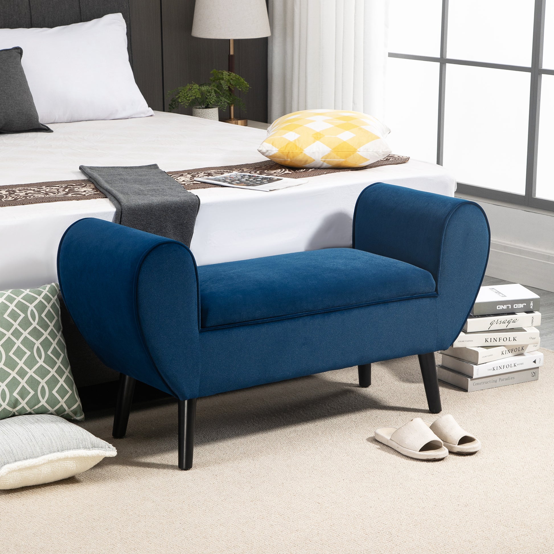 Upholstered Storage Bench for Bedroom and Entryway, End-of-Bed Bench in Velvet Fabric with Armrests, 118x42x66cm, Blue