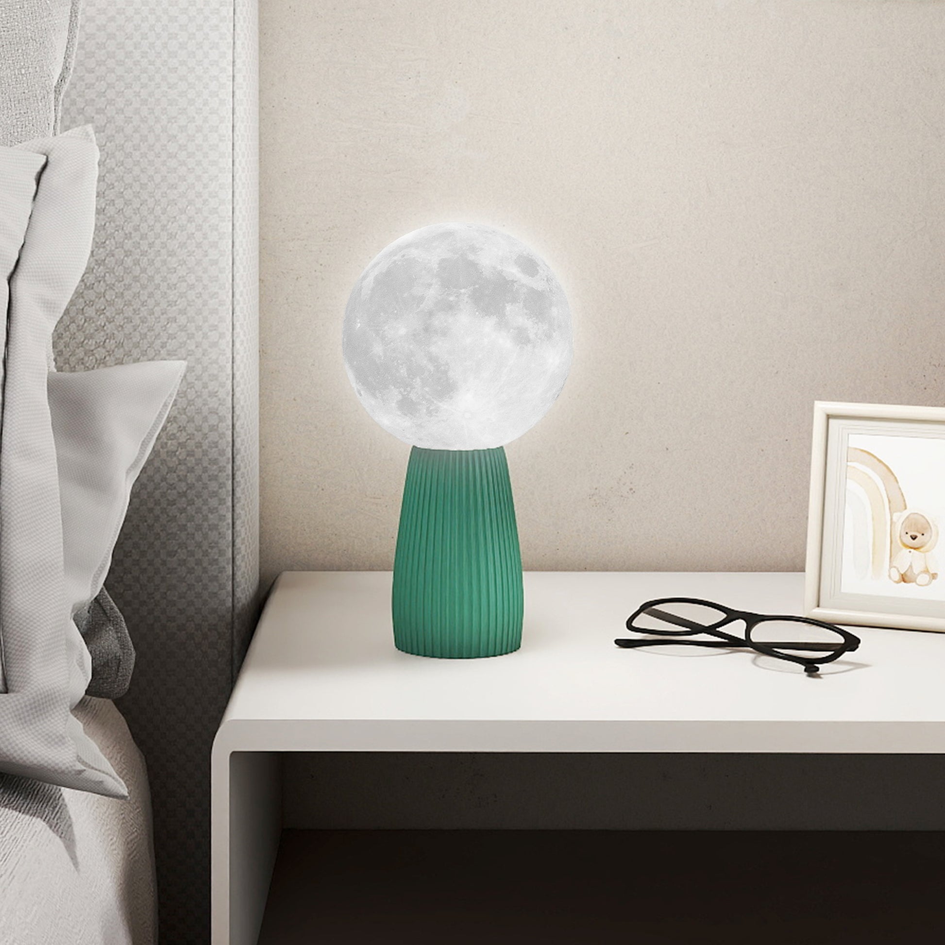 Set of 3 3D Nightstand Lamps Table Lamps with 3 Colors Adjustable Brightness in 10 Levels USB Connection for Home Office Bedroom White