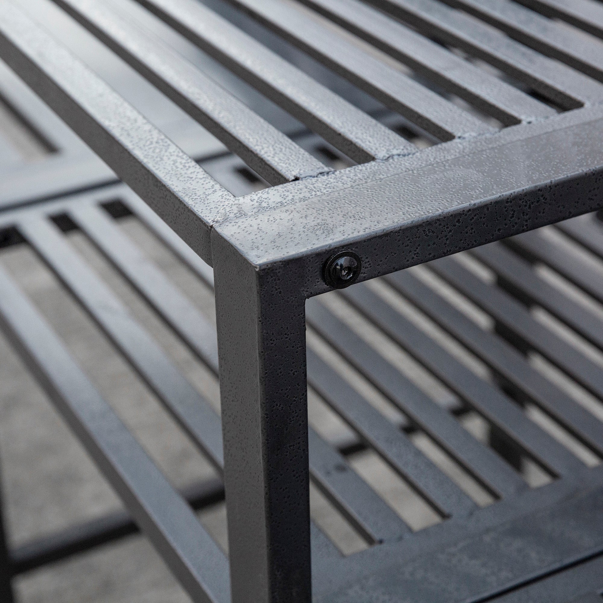 Modern 2-Seater Garden Bench with Table and Umbrella Hole Outdoor Furniture 165x56x85.5cm Black