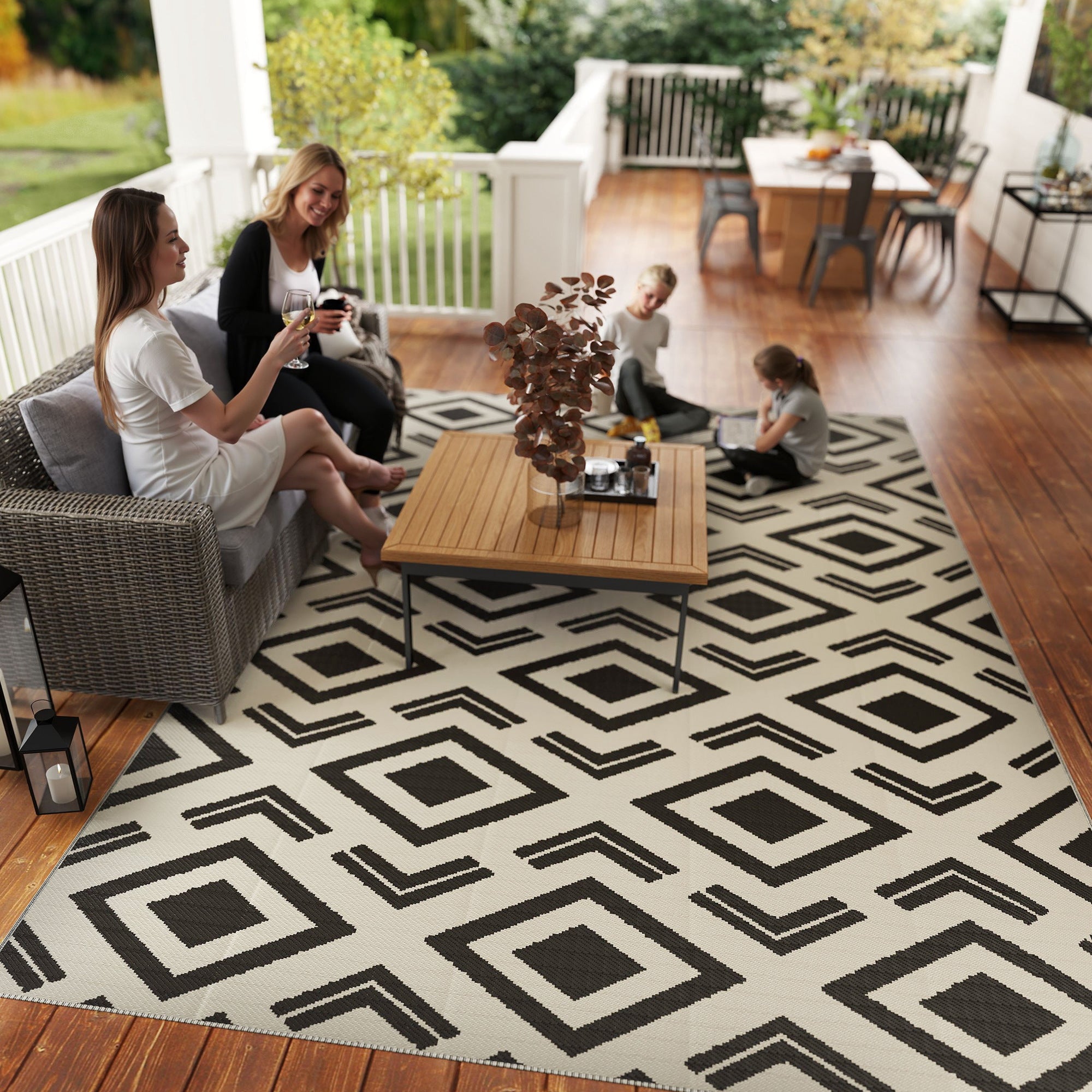 Outdoor Carpet Durable Weatherproof Outdoor Rug with Carry Bag, Foldable Boho-Style Carpet, Outdoor Rug for Living Room Balcony Garden Patio Bathroom Hall Kitchen, 182 x 274 cm Black+White