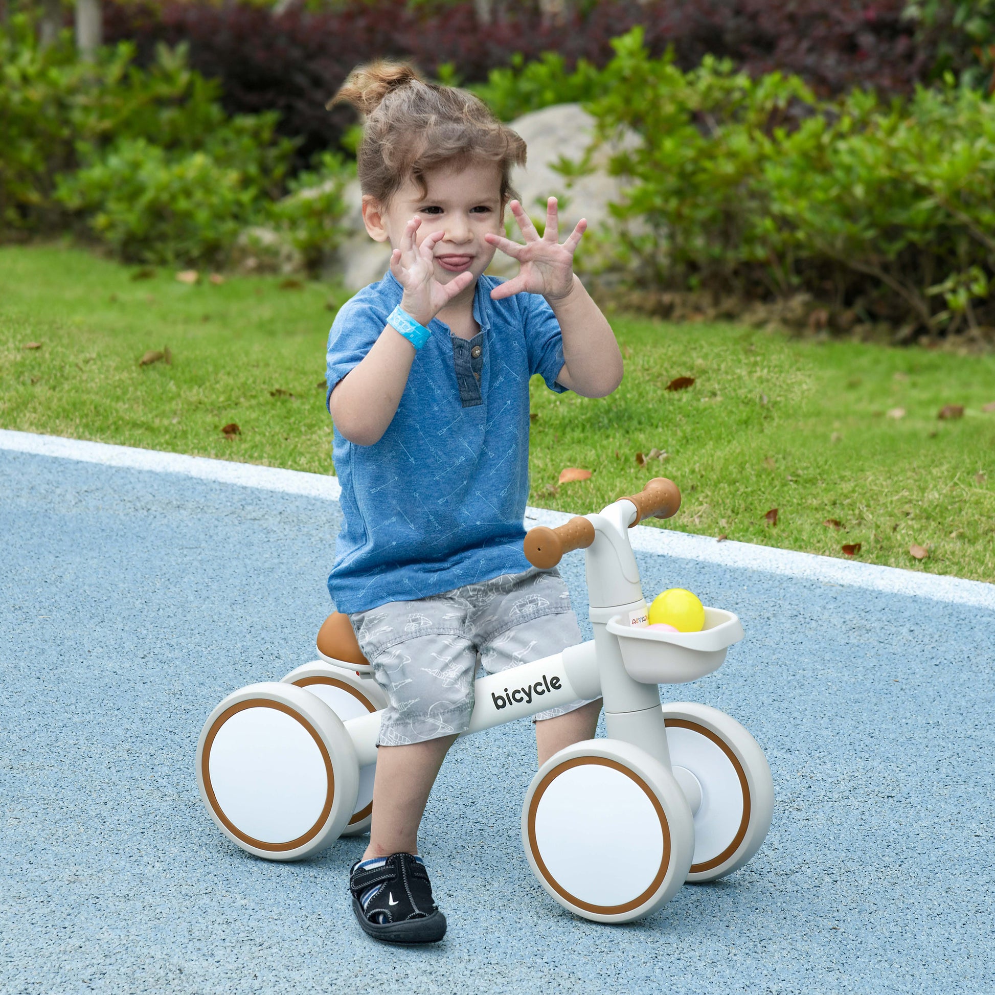 Children's Balance Bike from 1 Year Baby up to 20 kg Learning Bike with TPU Wheels Basket Adjustable Seat Saddle Kids Balance Bike Gifts for Boys Girls Toy Brown+White