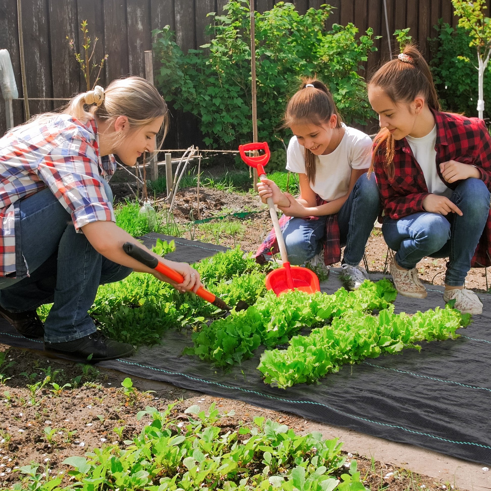 Weed Control Fabric Weed Barrier 2x100 m Geotextile Fabric 60 g/m² for Weed and Garden Weed Control Black Weed Barrier Roll