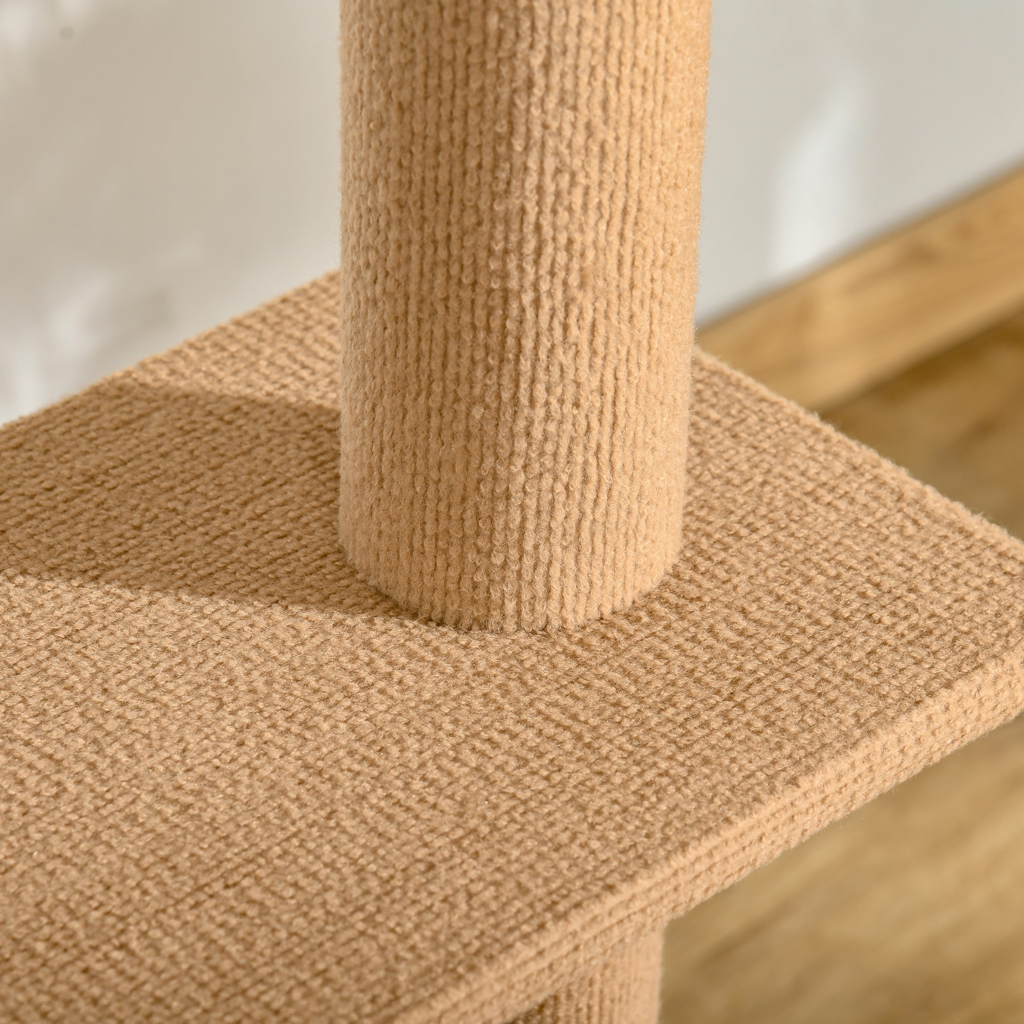 Ceiling-High Scratching Post, 228-260 cm Adjustable Height Cat Tree Climbing Frame for Cats with 3 Levels, Cat Scratching Post, Play Tree from Floor to Ceiling Light Brown
