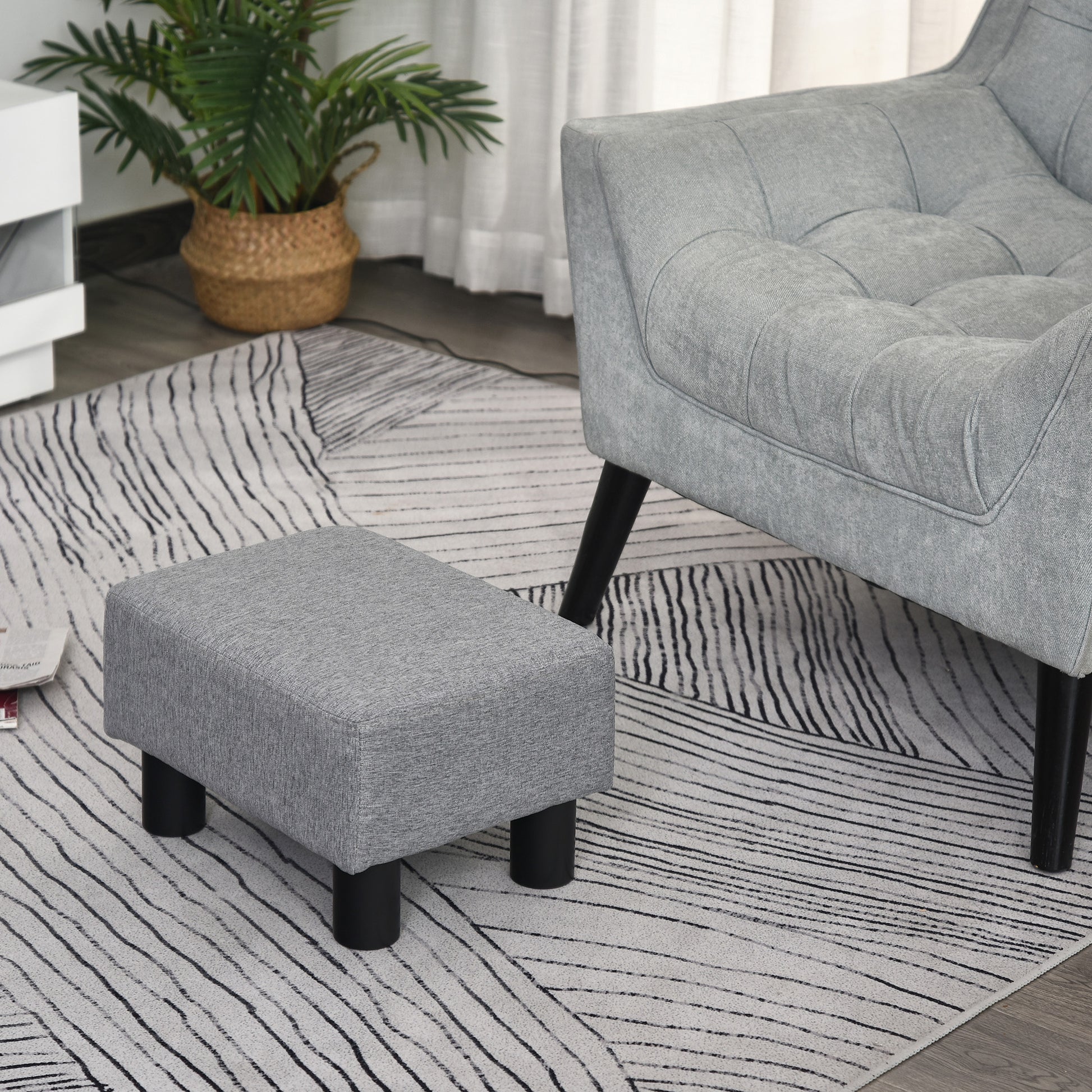 Living Room Ottoman Low Stool Upholstered in Linen Rectangular Ottoman with Wooden Structure for Living Room Bedroom Gray