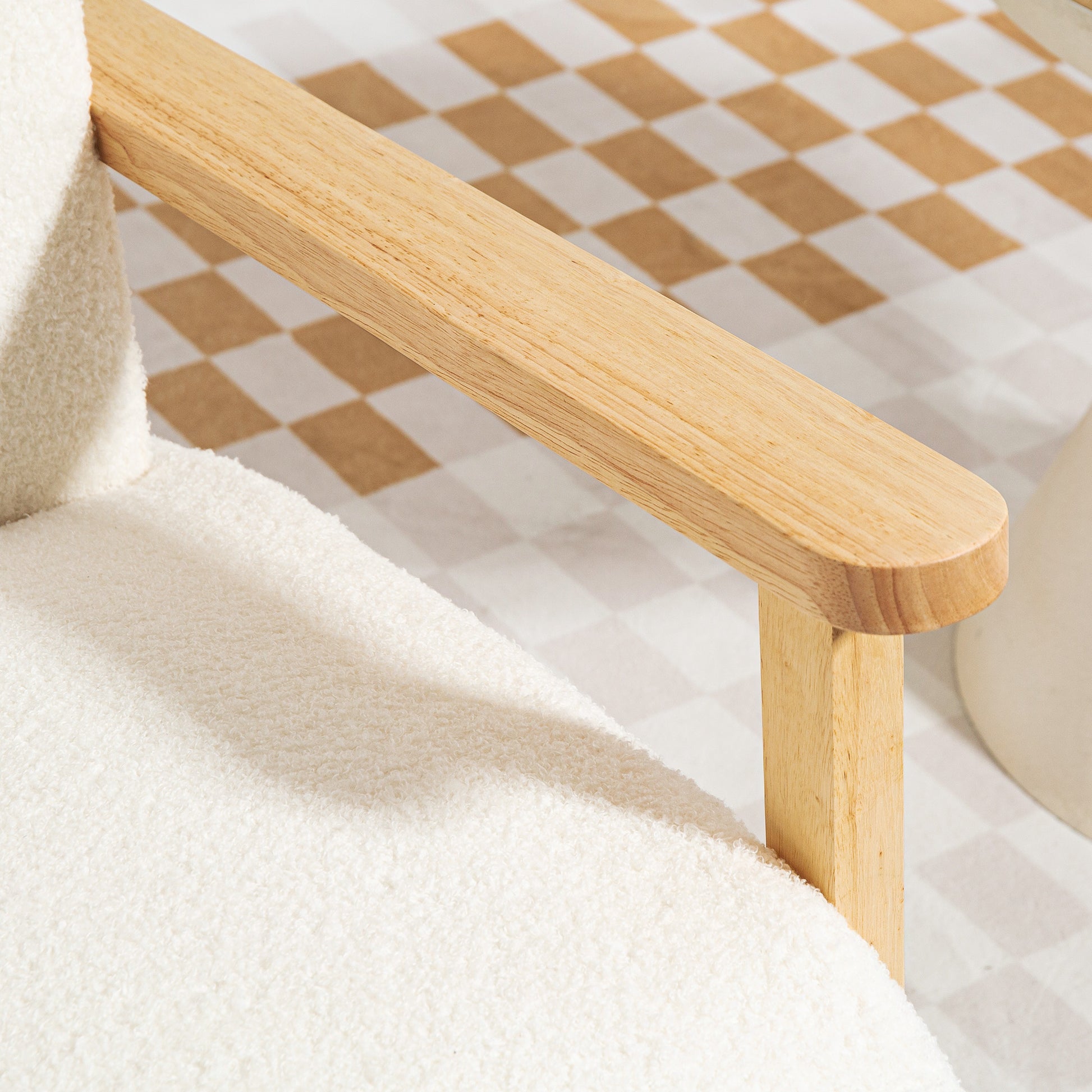 Armchair with Backrest, Armrests, Upholstered Lounge Chair with Sherpa Look, Wooden Legs, for Bedroom, Living Room, up to 120 kg, Cream White