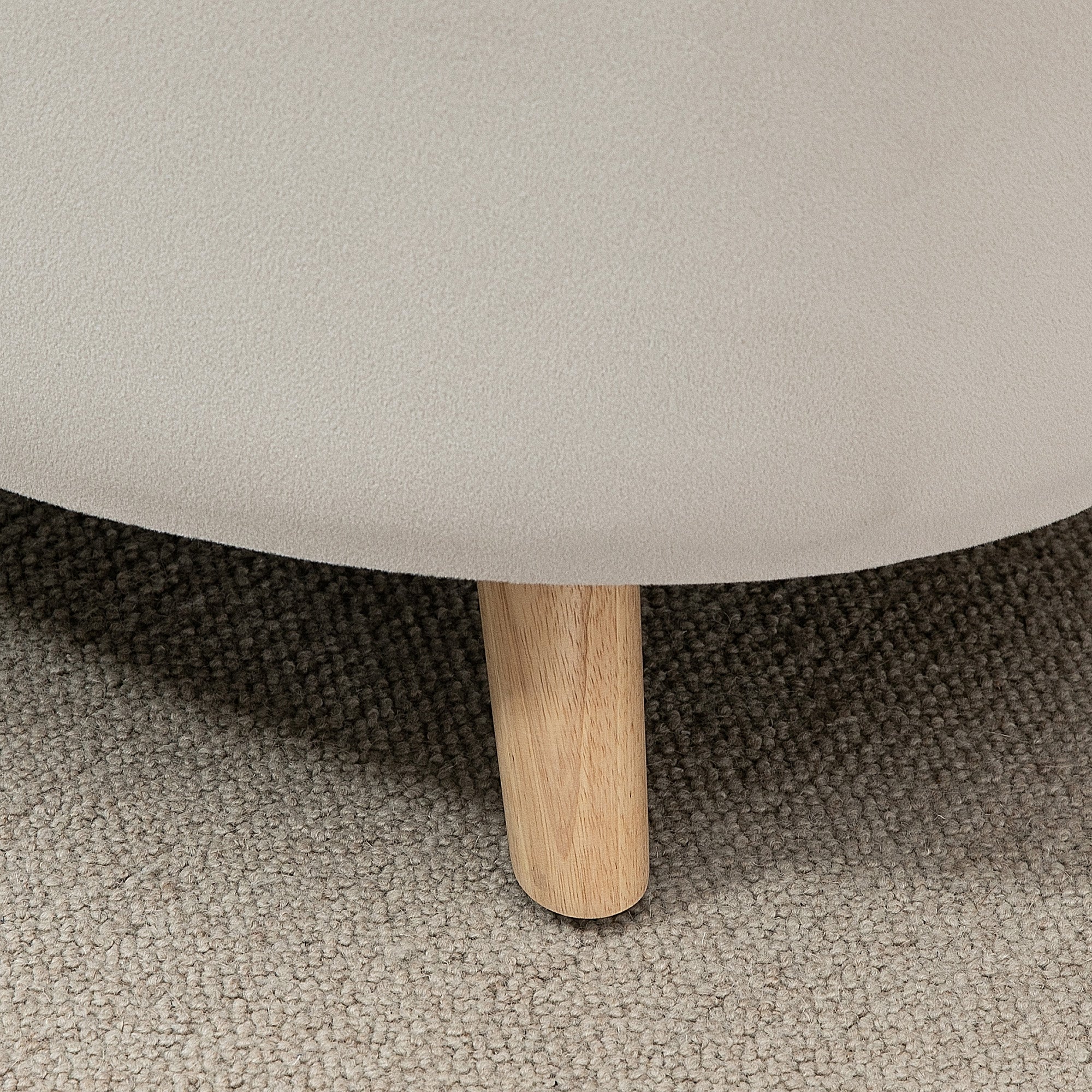 Ottoman with Storage, Oval Ottoman with Lid, Bed Ottoman with Velvet Look, for Hallway Bedroom Living Room, Wooden Legs 71 x 51.5 x 42 cm Beige