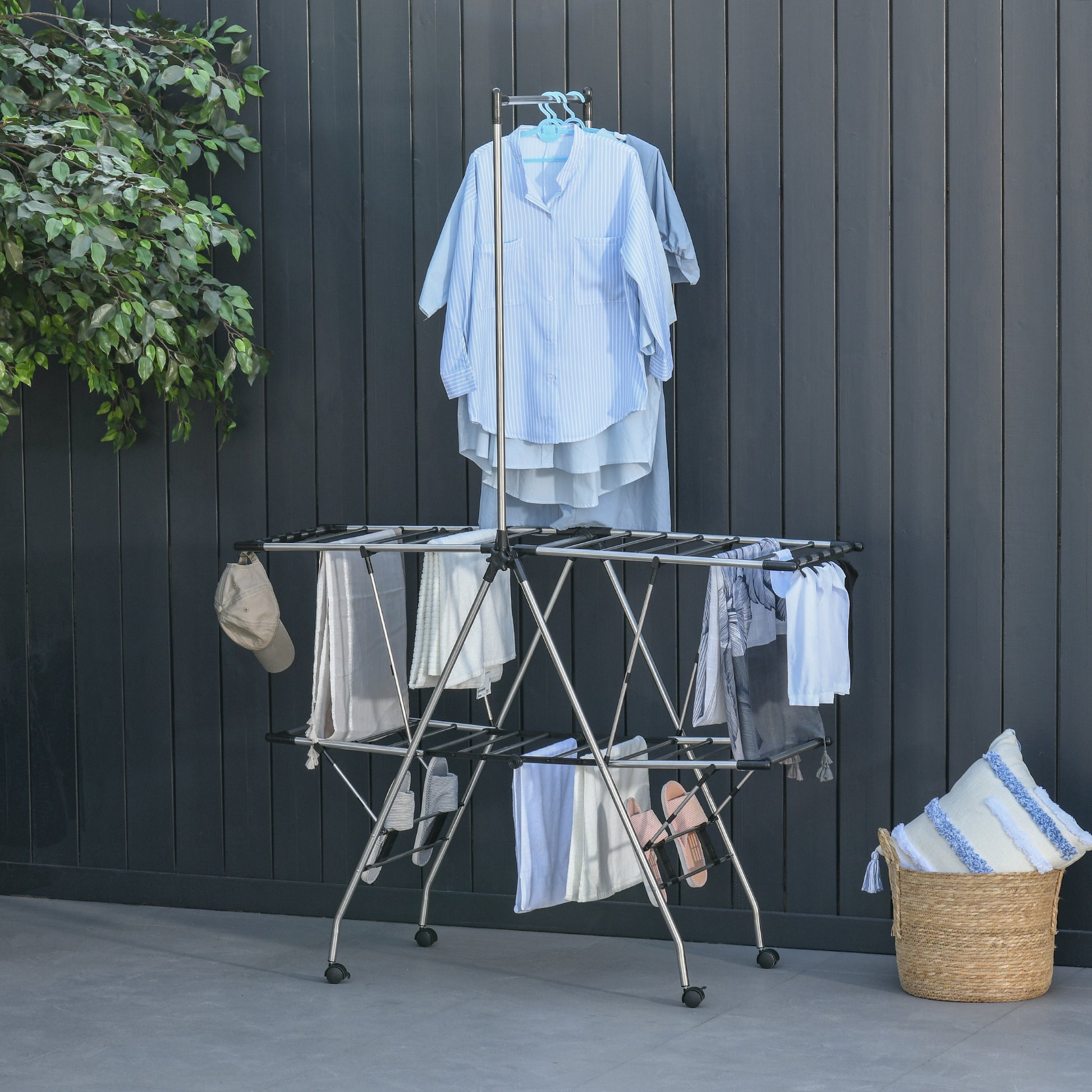 Clothes Drying Rack 1.385 m Drying Length Portable Clothes Stand with Telescopic Poles, Wheels, and Brakes Laundry Dryer Winged Clothes Rack for Indoor and Outdoor Use, Silver+Black