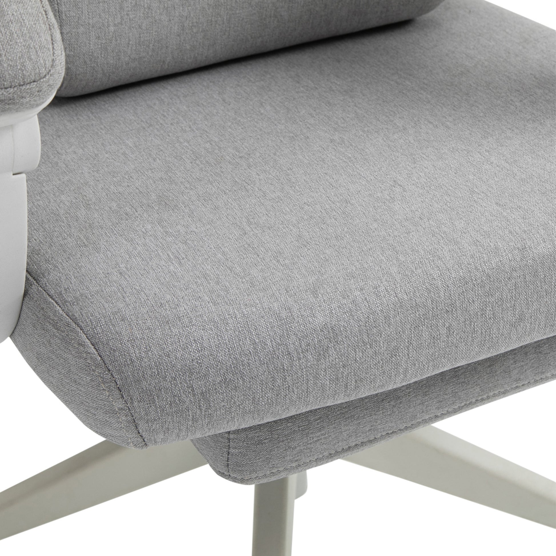 Office Chair, Ergonomic Desk Chair with Headrest, Lumbar Pillow, Height Adjustable Gaming Chair with Footrest, High Backrest, Gray 62 x 68 x 117-127 cm