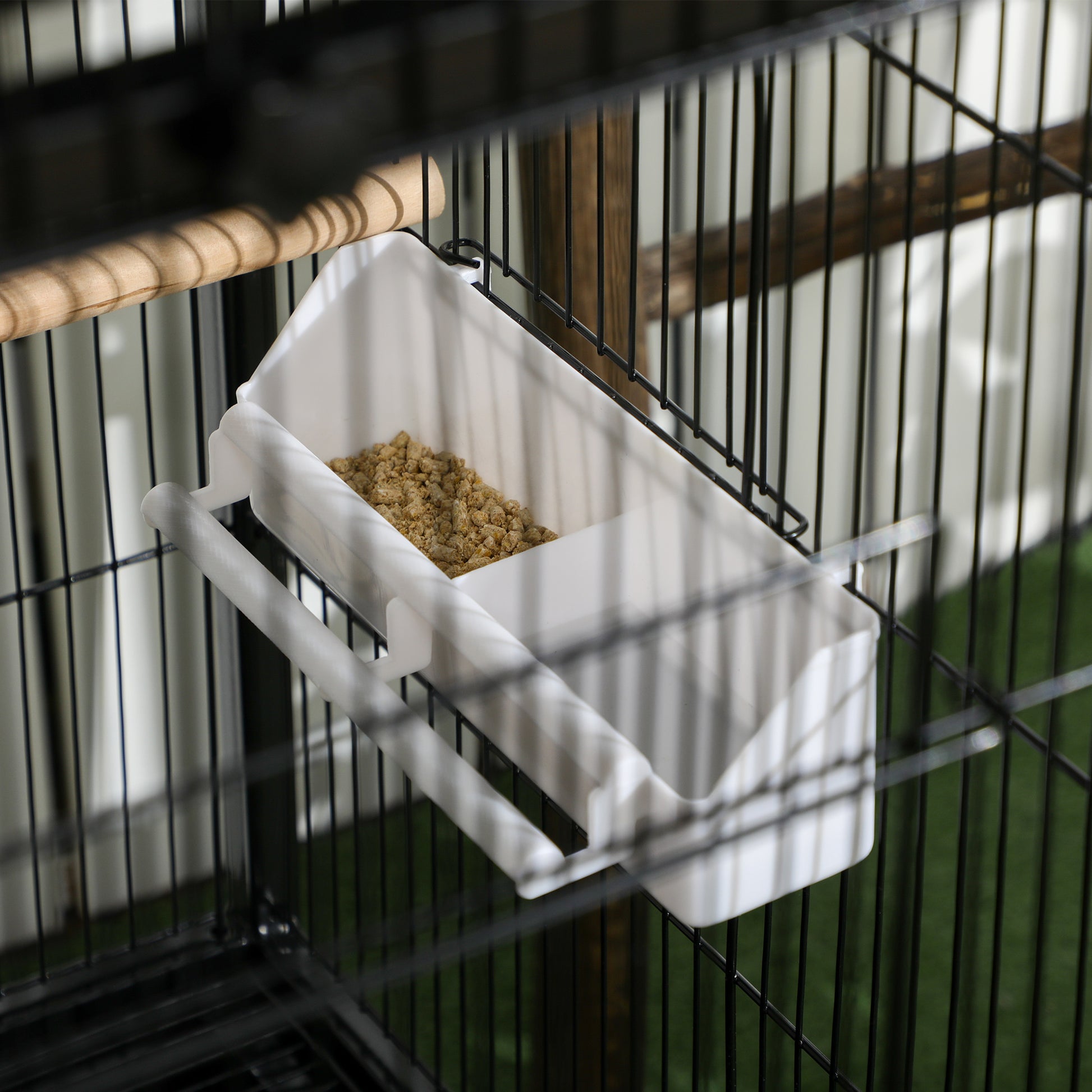 Bird Cage with Wheels Large 2-Tier Bird Aviary with Removable Trays Feeders Perches for Canaries Budgies 51.5x50x140 cm Black