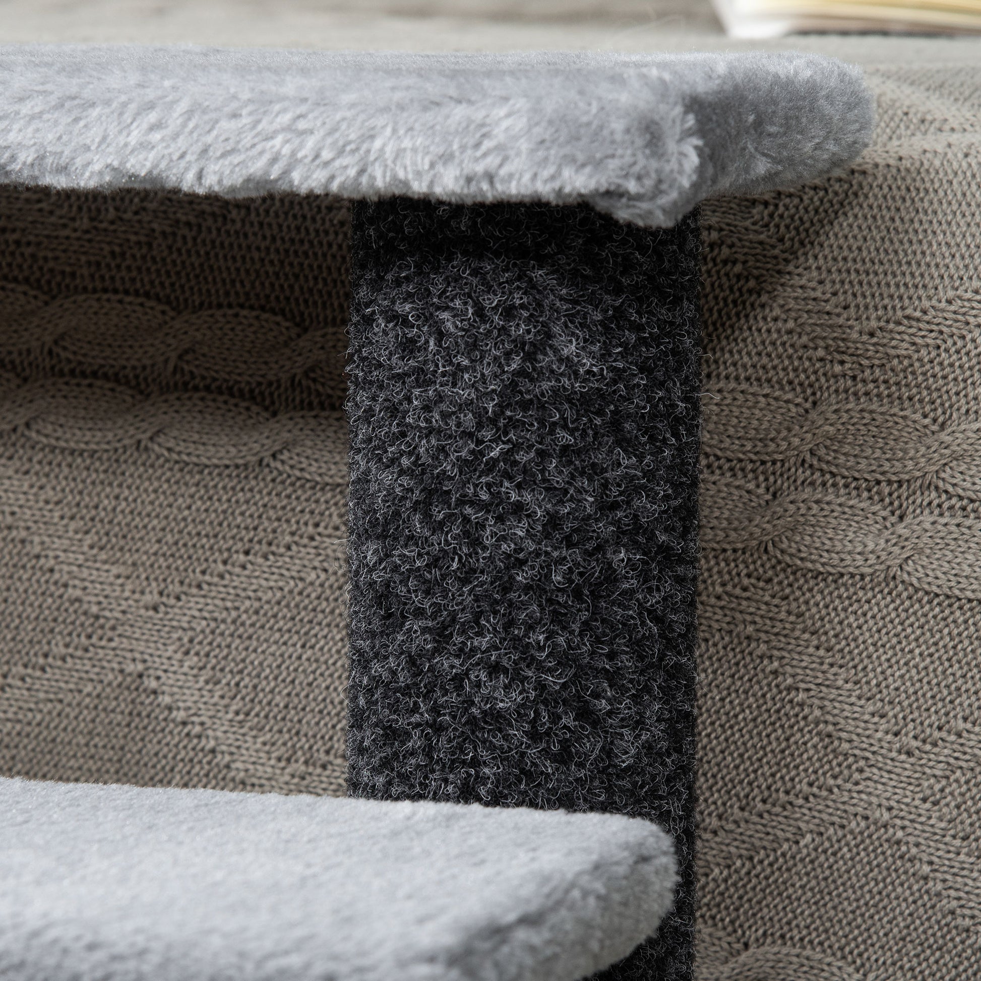 Cat Stairs 4-Step Pet Stairs with Scratching Posts Ball Dog Stairs Pet Stairs for Cats up to 5 kg Plush Jute Gray 60 x 40 x 64 cm