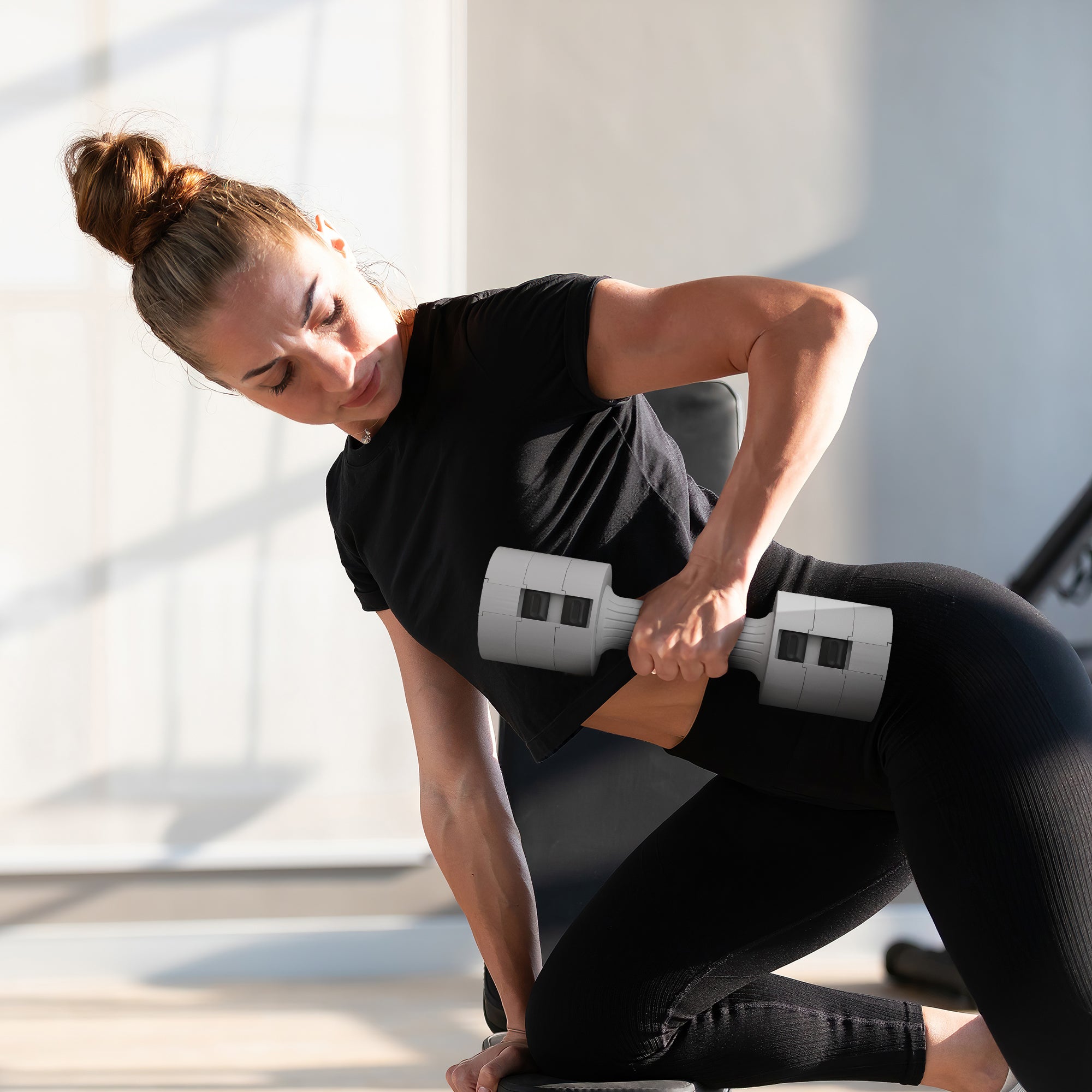 SPORTNOW 2 x 2.5 kg Dumbbells, Adjustable Weight Dumbbells, 1.1/1.8/2.5 kg per Dumbbell, Floor-Friendly Plastic Casing, for Women and Men, White