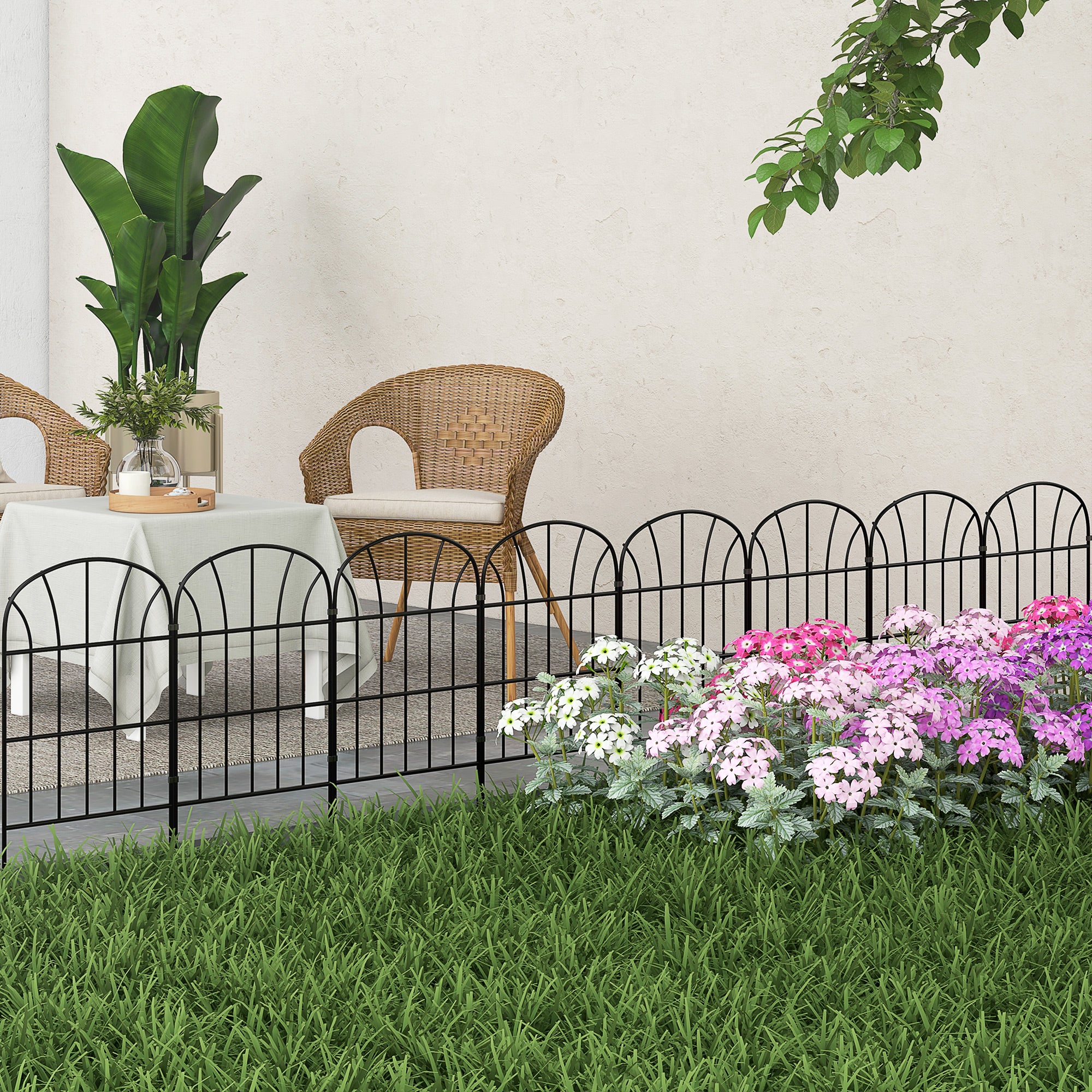 Set of 8 decorative garden fences, black metal borders with ornaments - 264 x 61 cm black