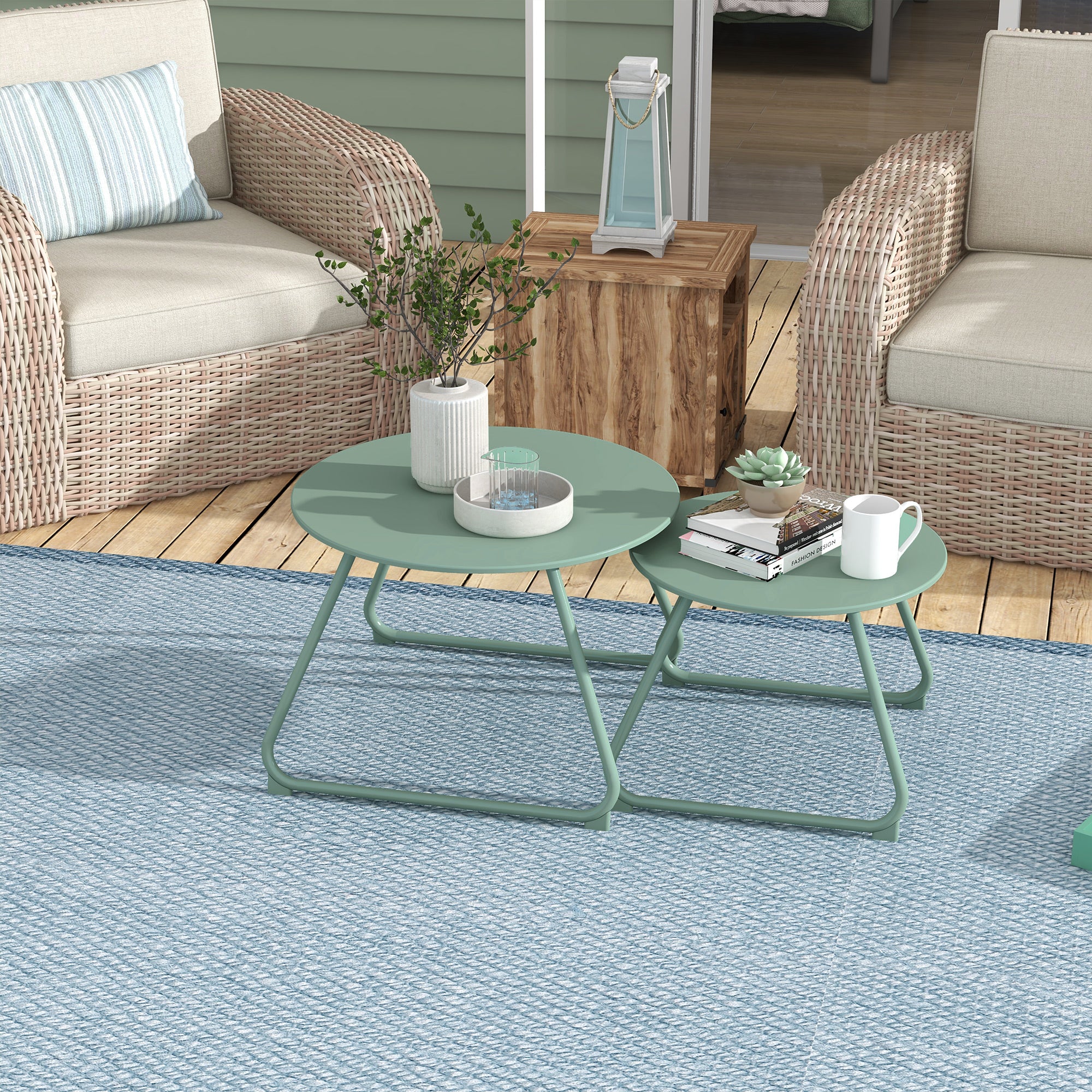 Set of 2 Stackable Round Garden Side Tables Metal Epoxy, Stable Side Table for Outdoor Ø60 and Ø48 cm, Green