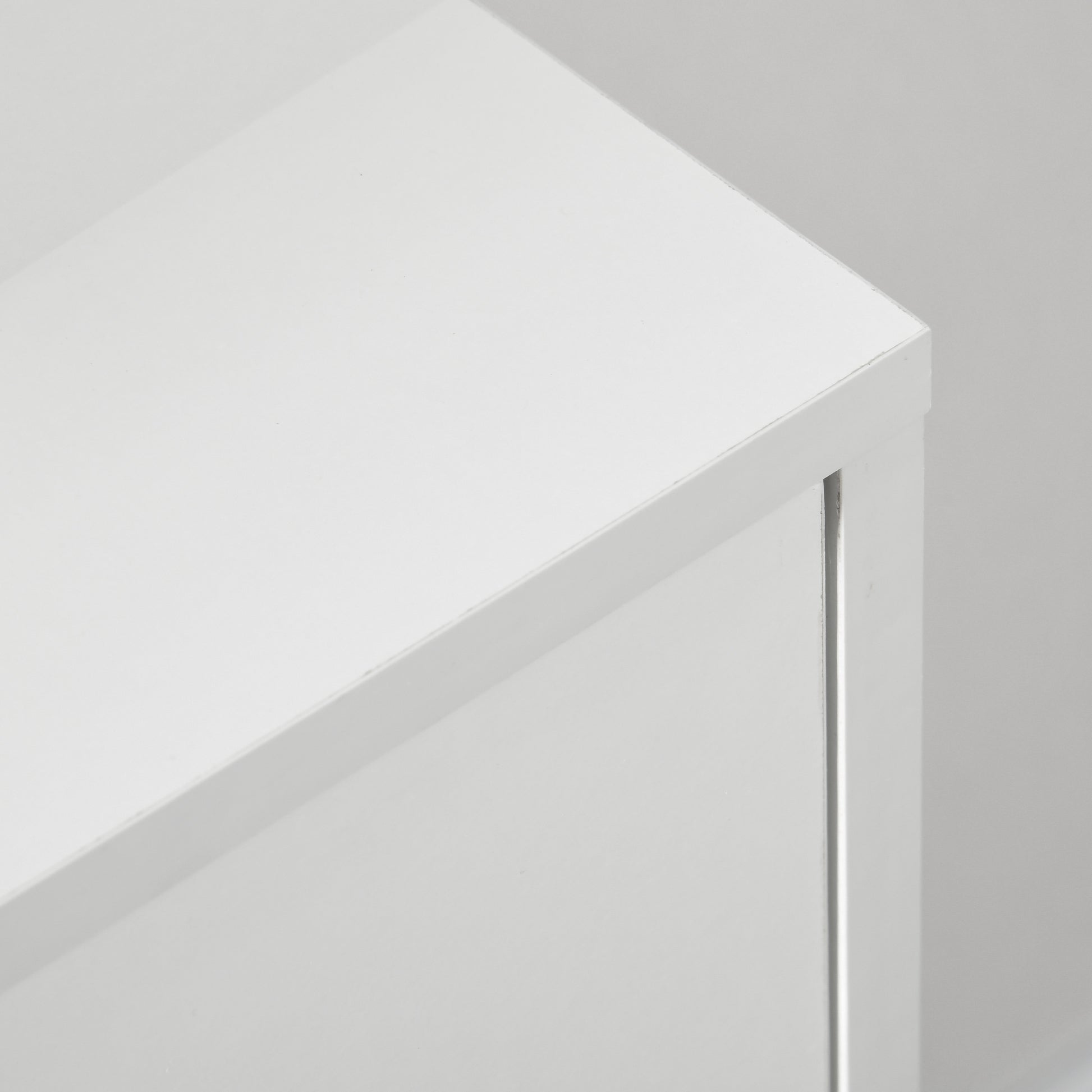 3-Drawer Chest of Drawers for Bedroom with Pine Wood Legs for Living Room Office Bedroom Load 154 lbs 31.5x11.8x31.5 inches White