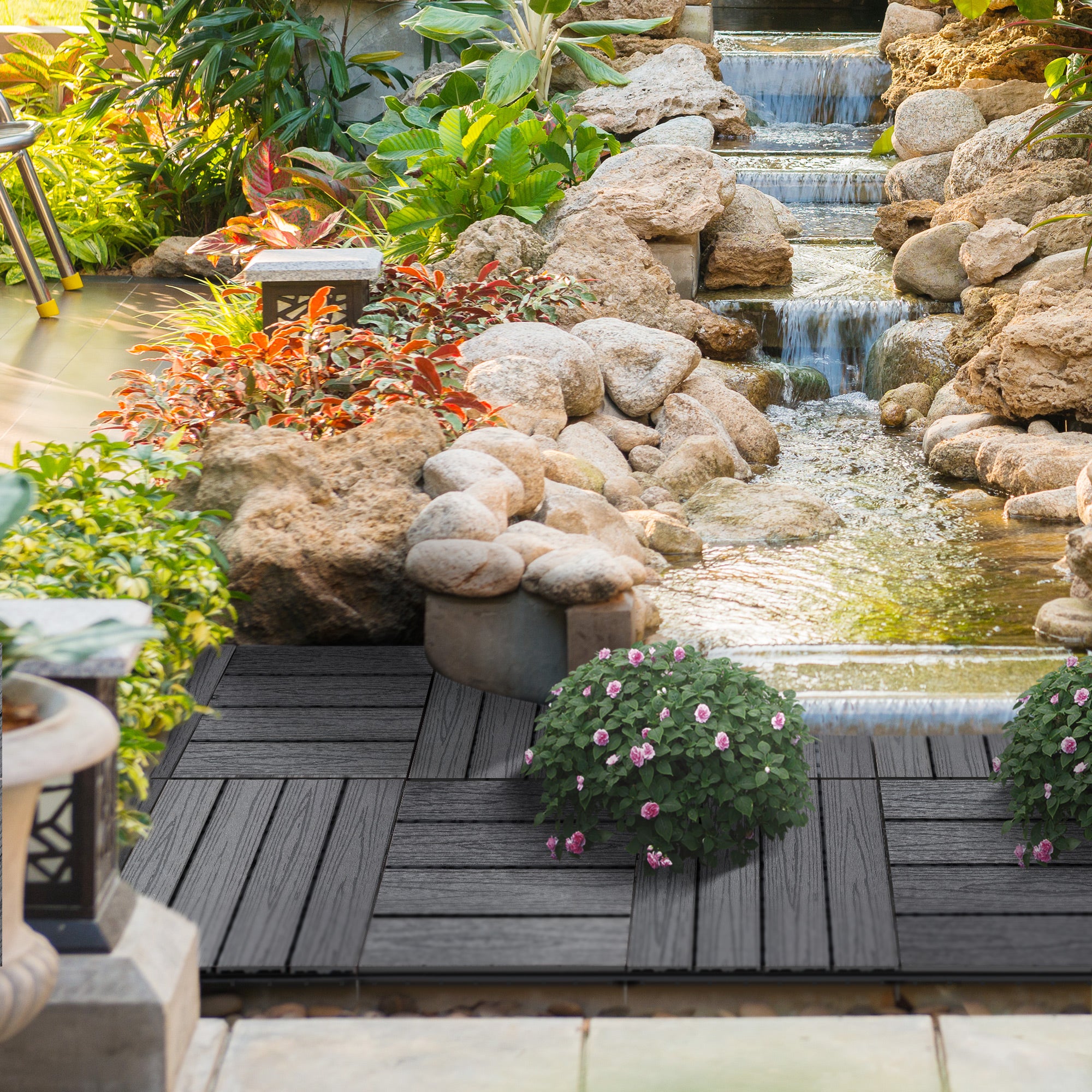 Deck Tiles - Interlocking Set of 11 Pieces, Maximum Area 1 m², Very Easy Installation, Dimensions 30 x 30 cm