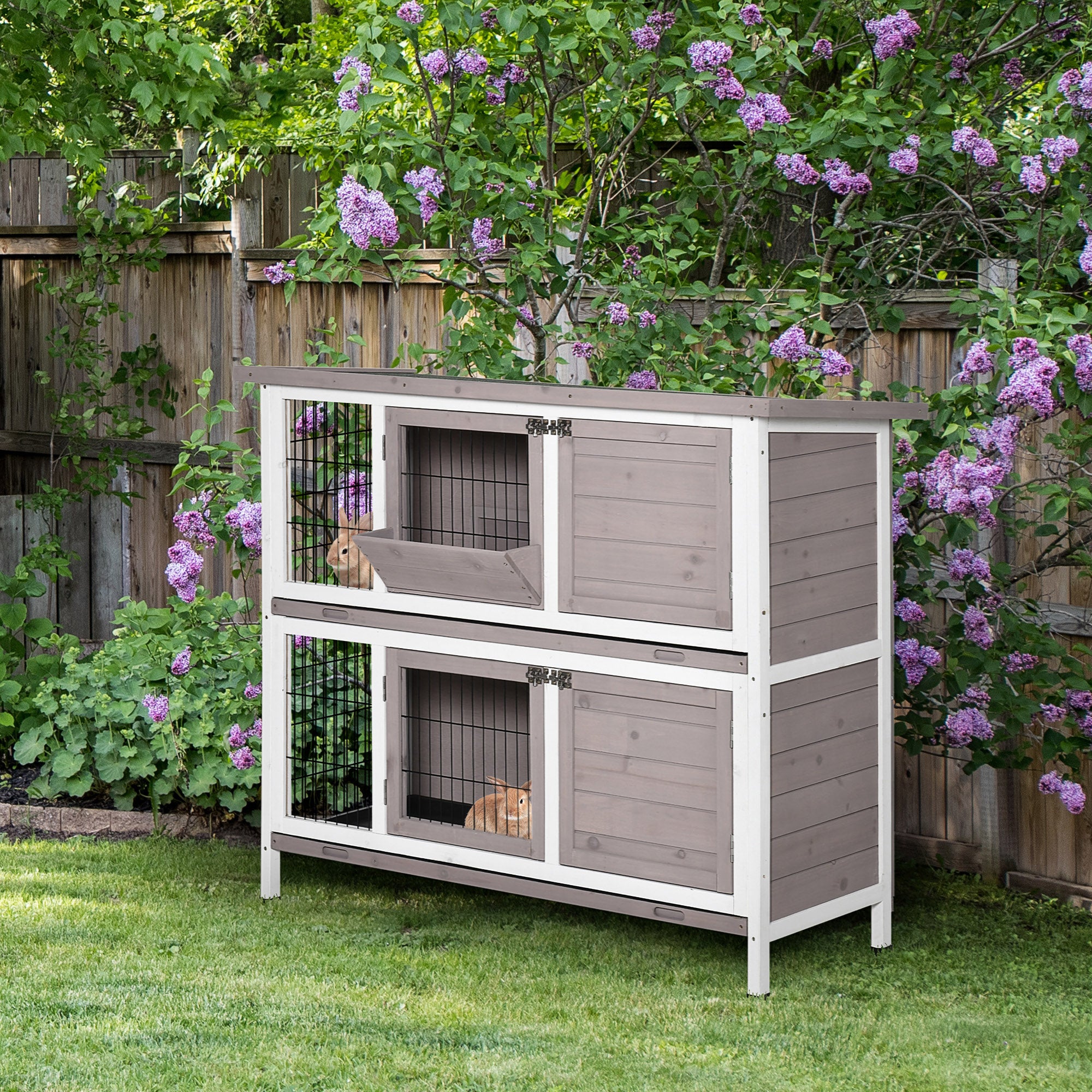 2-Level Wooden Rabbit Hutch Outdoor Cage for 1-2 Rabbits with Openable Roof Feeder Removable Trays Ramp and Lockable Doors 122x50x101 cm Brown