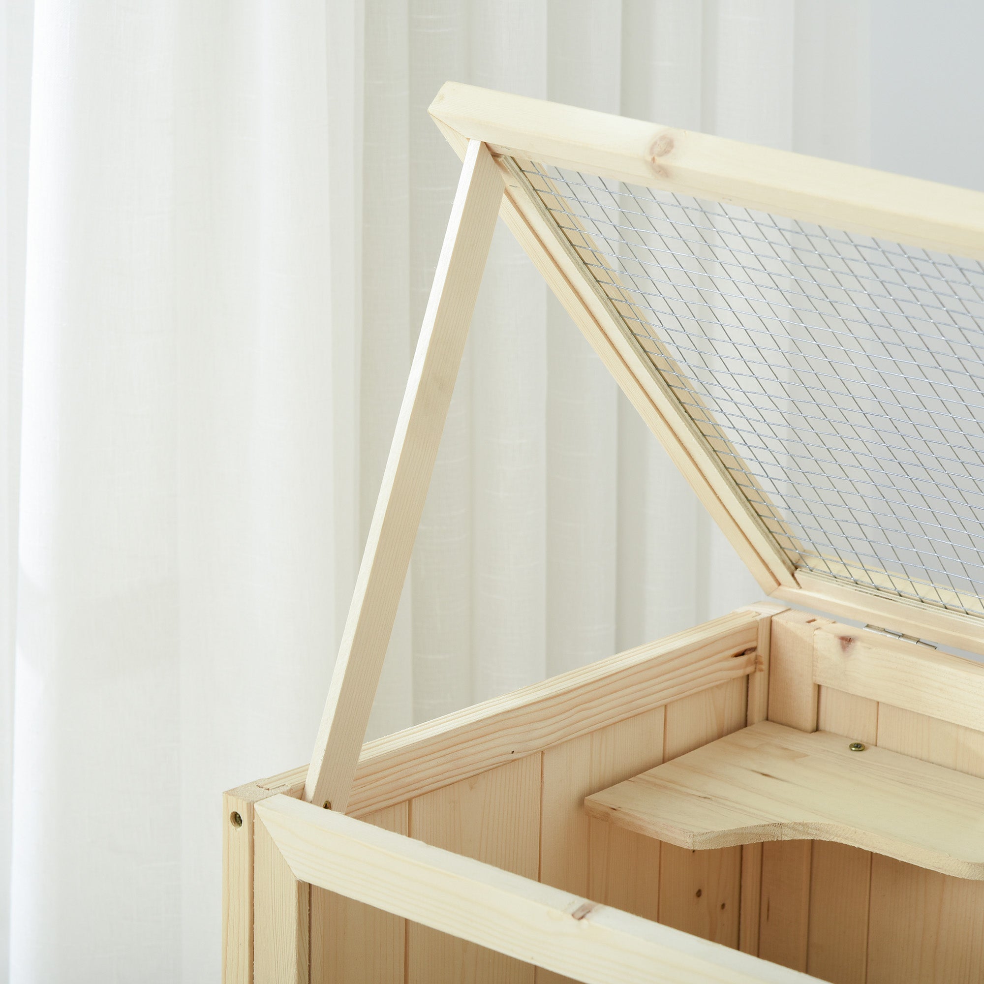 Wooden Hamster Cage Mice Playhouse with 5 Platforms Ramp Flip Roof Break-Resistant Plastic Glass Window and Bottom Shelf 60x40x80 cm Natural