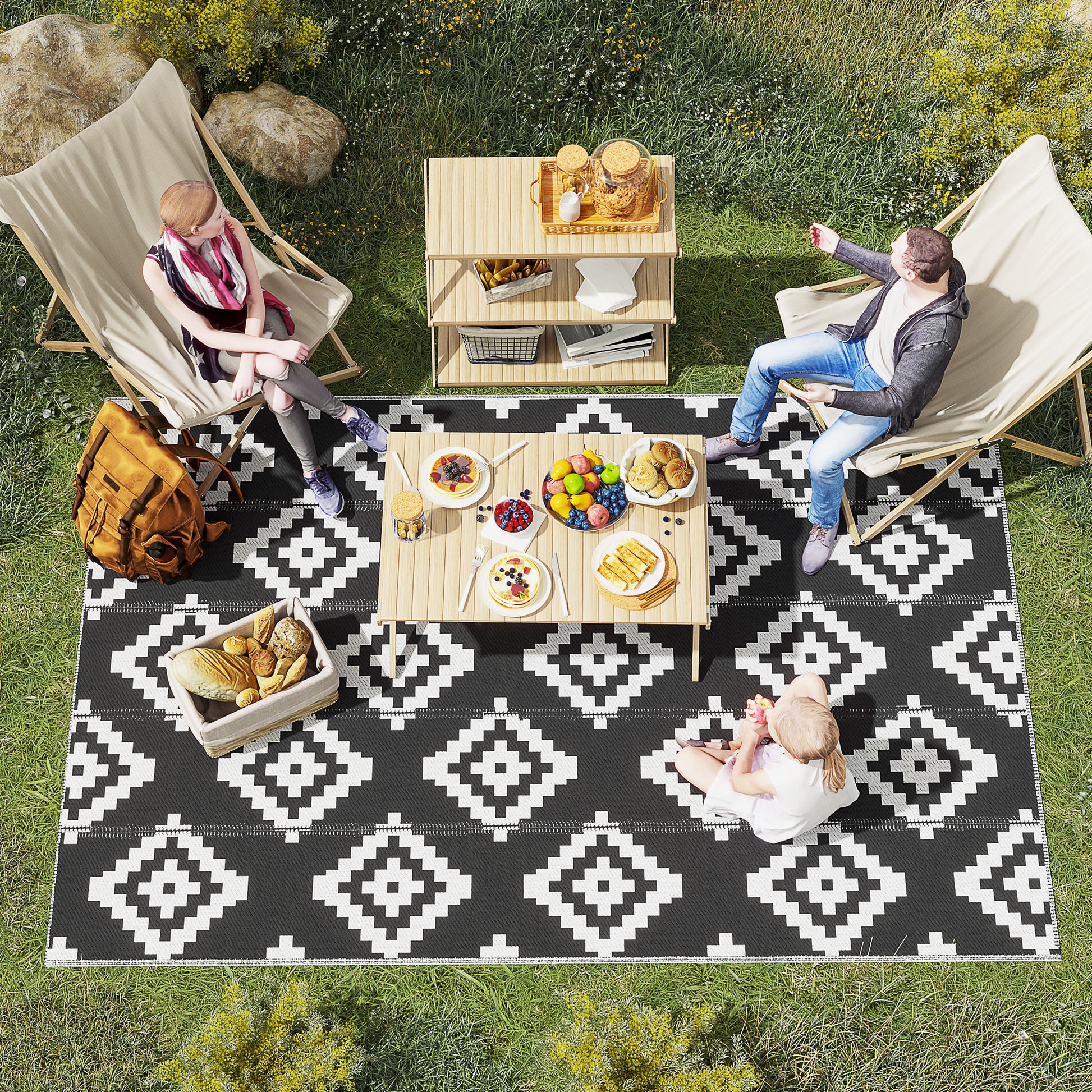 Outdoor Graphic Style Mat - Reversible Mat 2 Patterns - dimensions 2.74L x 1.82W m - High-density 310 g/m² PP Black White