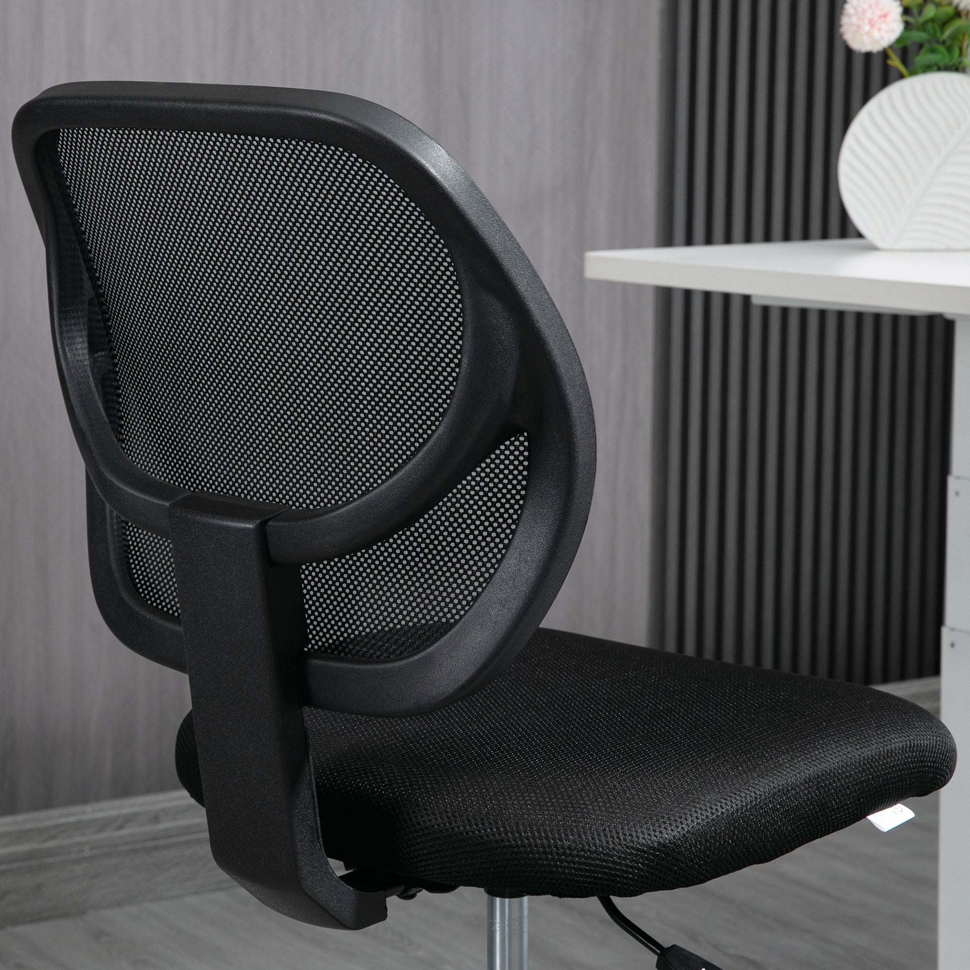 High-seat office chair ergonomic mesh back office chair adjustable height 50-70 cm with 360° swivel footrest black