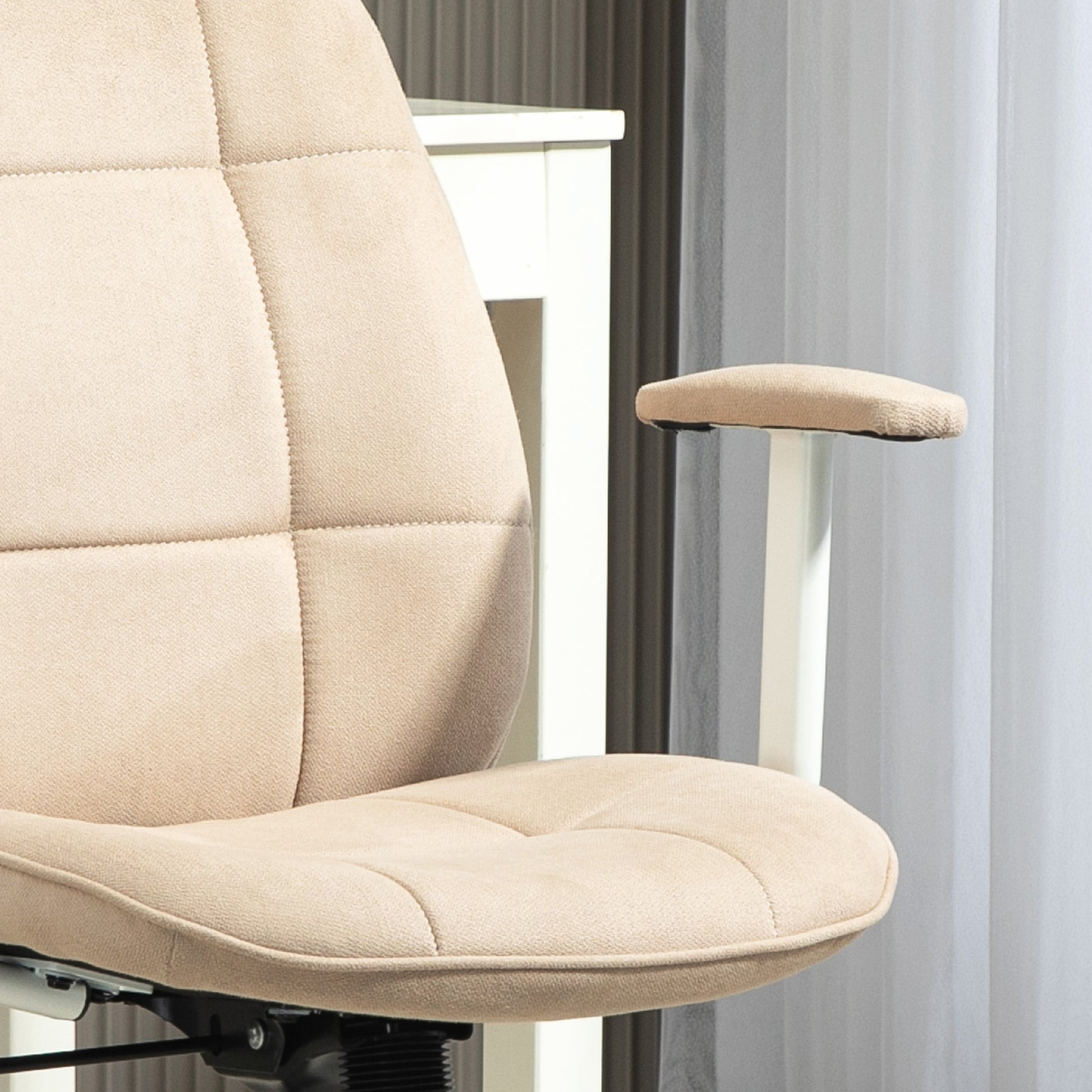 Office Chair Desk Chair Ergonomic Chair with Adjustable Height, Rocking Function, Swivel Office Chair with Wheels, Load Capacity 120 Kg, Beige