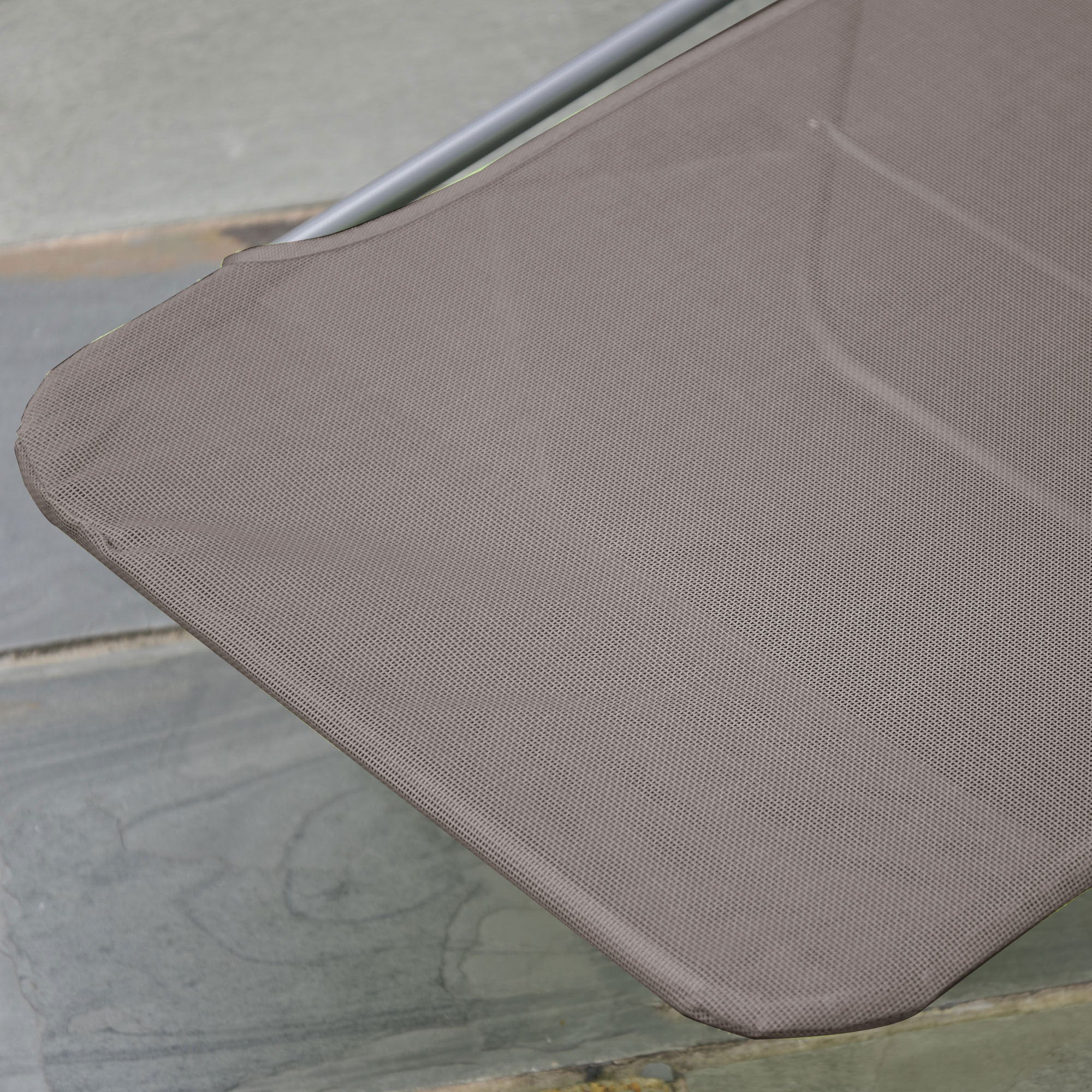Folding Sun Lounger Garden Lounger with Head Pillow Adjustable Sunlounger up to 120kg Load Capacity for Garden, Balcony, and Pool, 4 Colors (Brown)