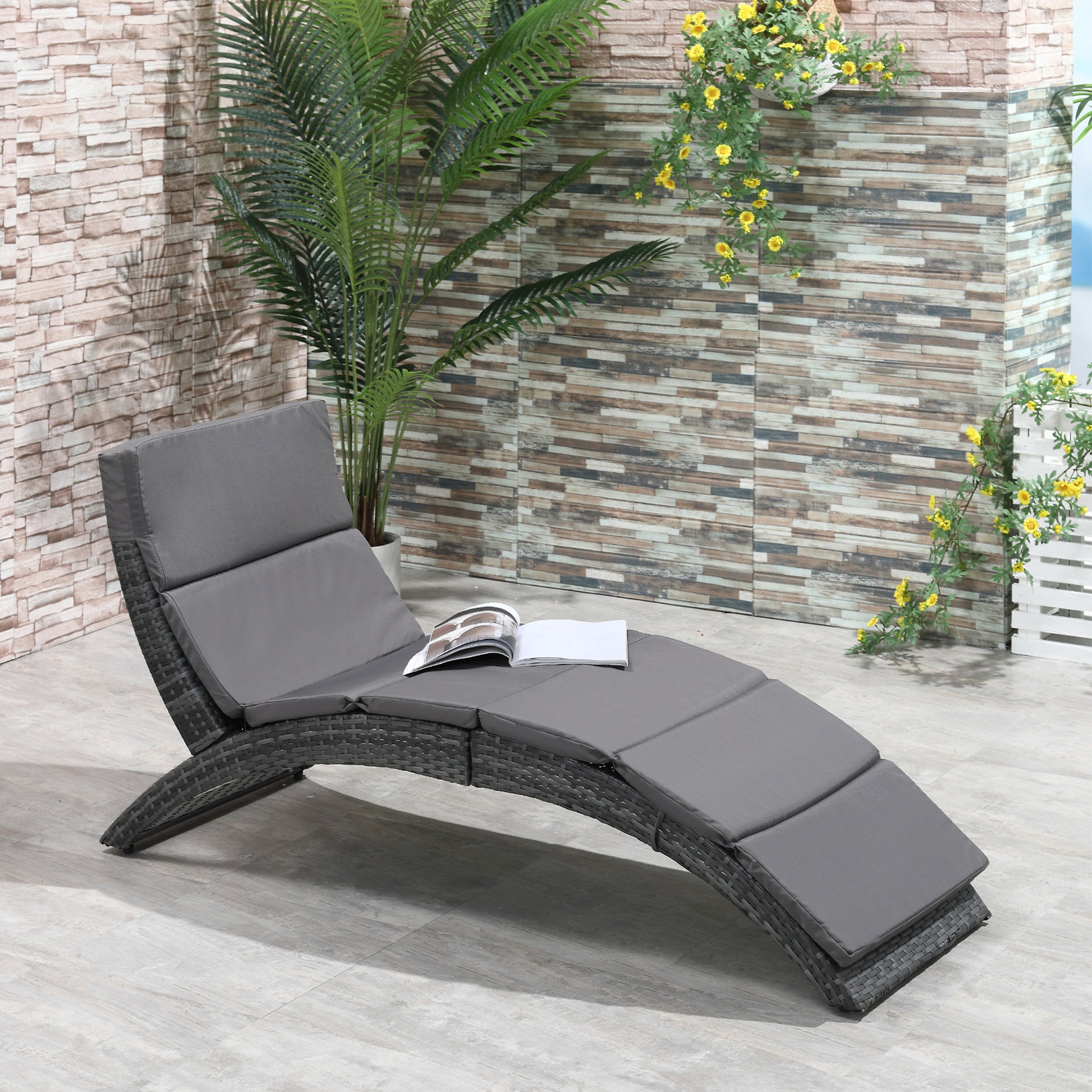 Folding Sun Lounger with Comfortable Mattress for Outdoor Use, Metal and Resin Wicker - Gray