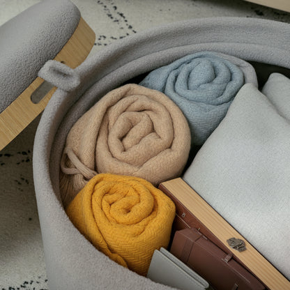 Storage Ottoman Pouf with Storage Round Upholstered Ottoman with Folding Lid, Wooden Legs, Modern, for Living Room, Bedroom, Gray, Ø56 x 42 cm