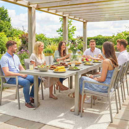 Extendable Garden Table, 60.6–84.3 in x 33.5 in Aluminum Dining Table for 8–10 People, Rectangular Balcony/Patio Table with Wood-Effect Top, Weatherproof — Light Gray