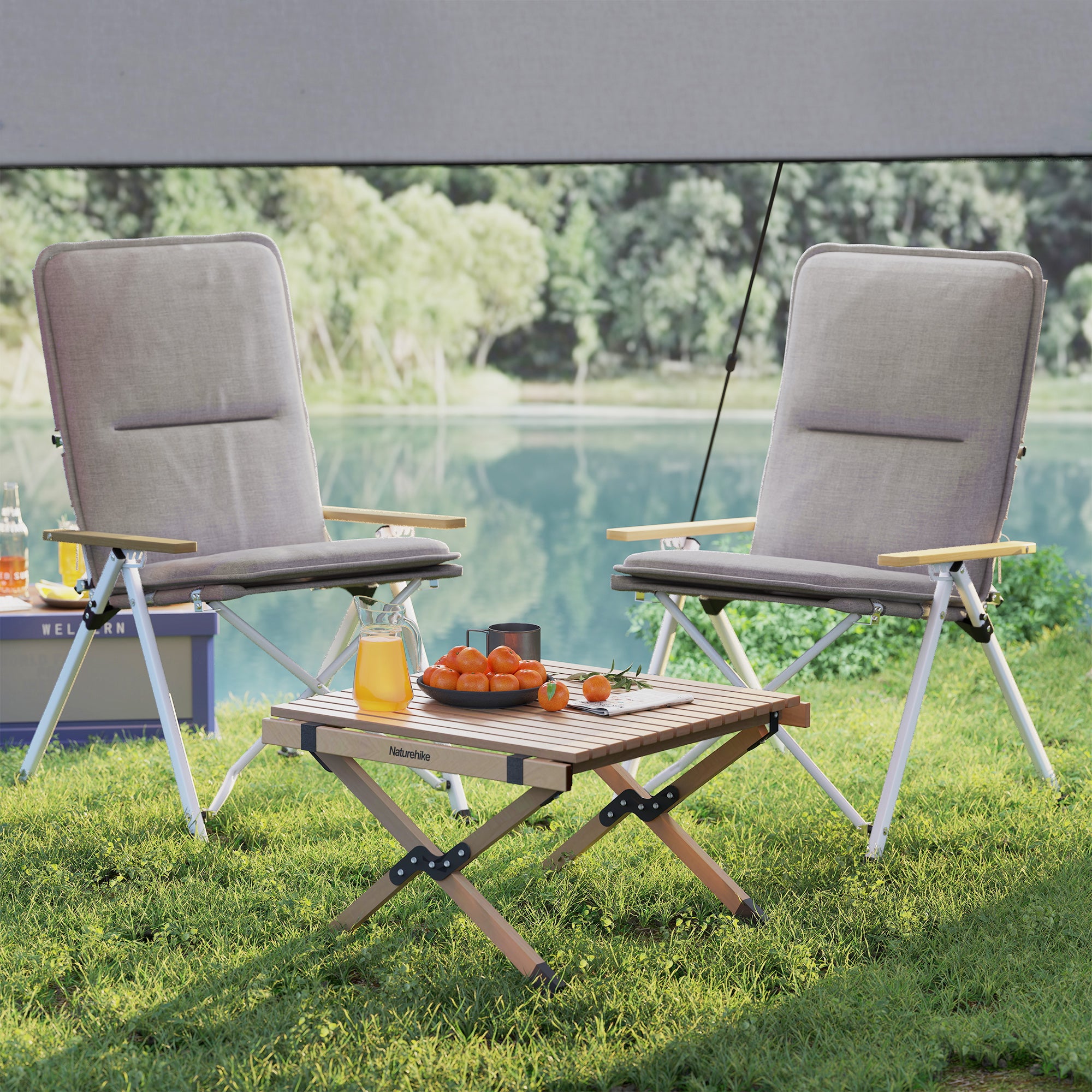 2 Folding Aluminum Camping Chairs Portable Garden Chairs with Adjustable High Backrest Wooden Armrests and Carry Bag for Outdoor 59x67x96 cm Light Gray