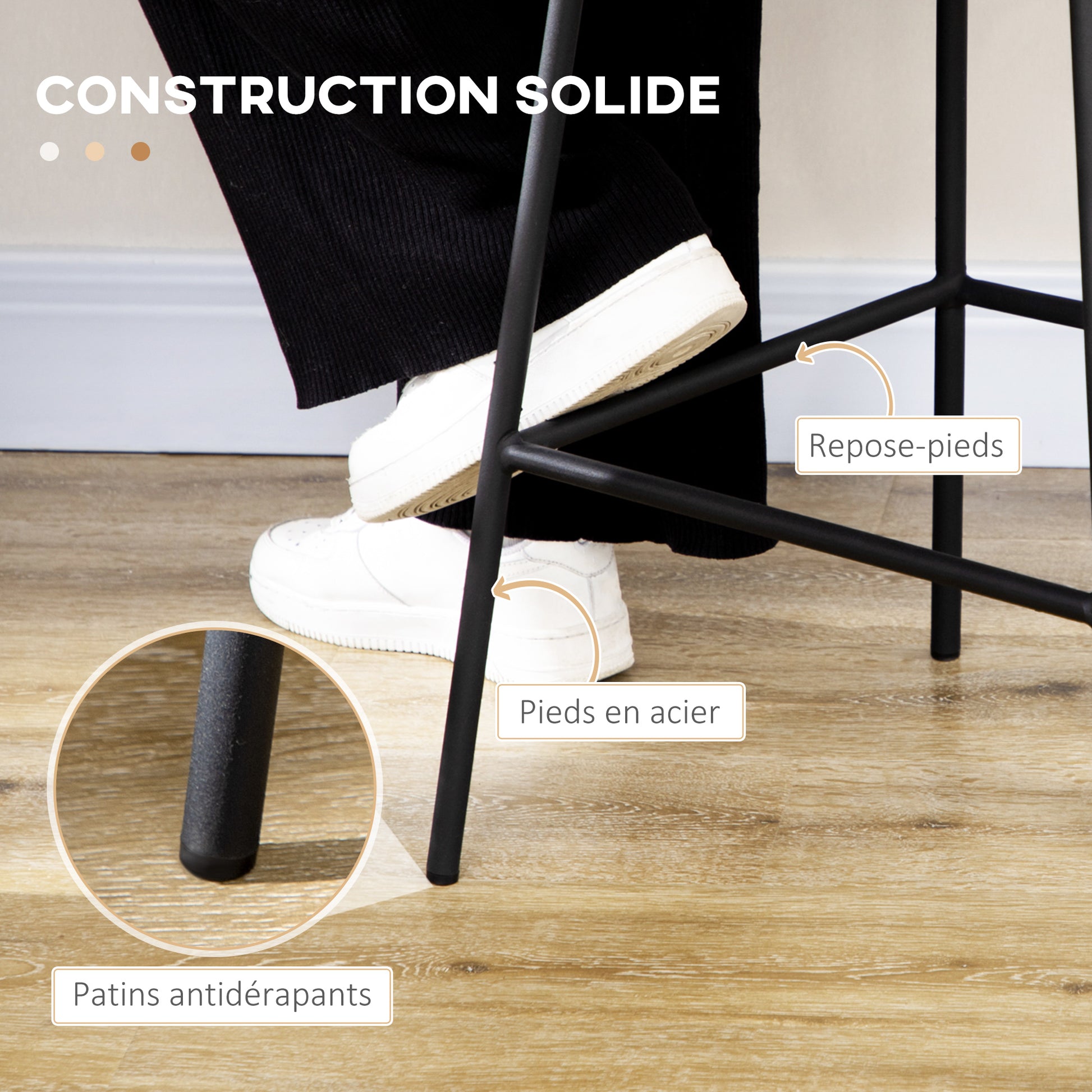 Set of 2 Bohemian Design Bar Stools Bar Chairs Height 66 cm with Metal Footrest and Cane Backrest - Black