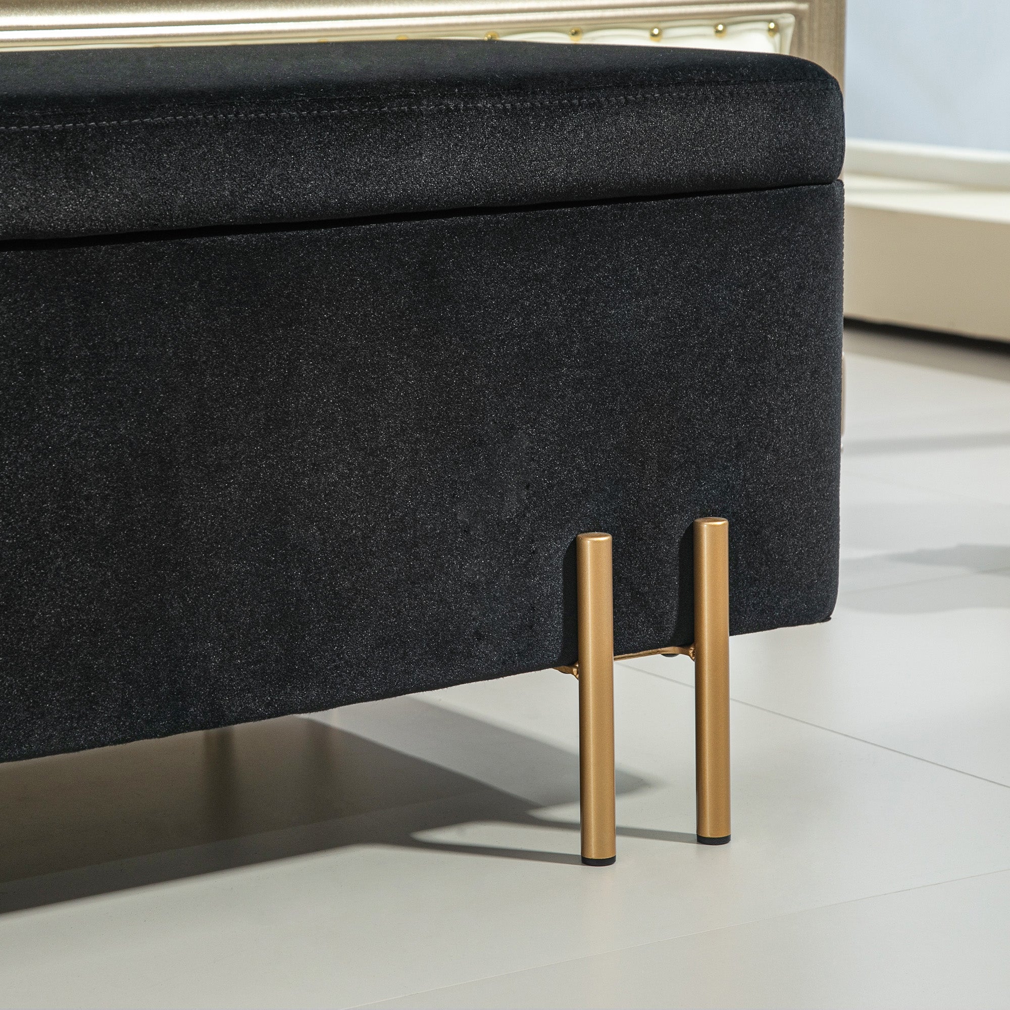 Upholstered Storage Bench Ottoman with Velvet Look, Storage Chest with Metal Legs, Chest Bench for Living Room Bedroom Entryway 100 x 40 x 42 cm, Black