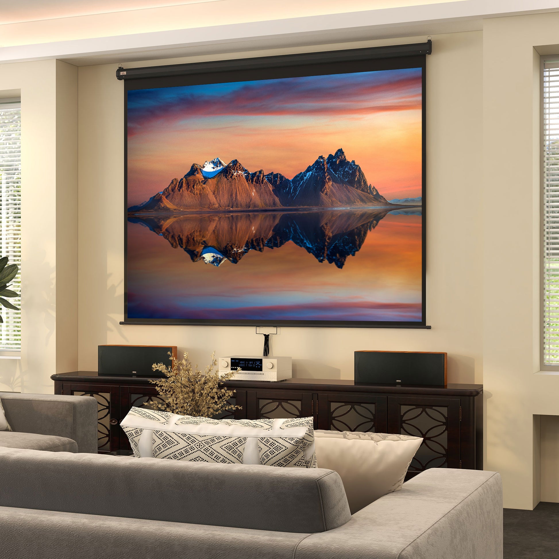 120-Inch Projector Screen 16:9/4:3 Adjustable, Compact Projection Screen 244x183cm White and Black