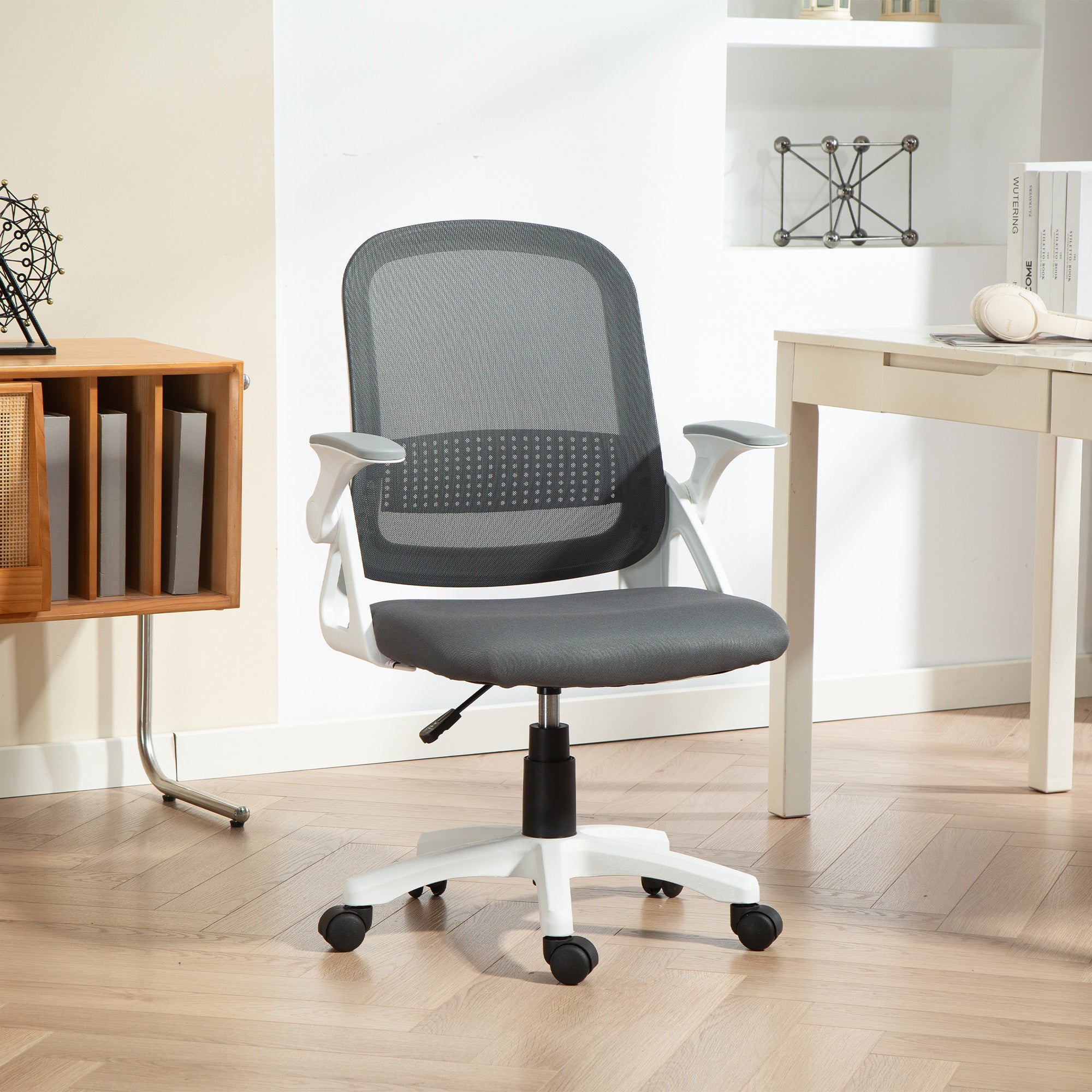 Ergonomic Mesh Office Chair with Flip-Up Arms, Lumbar Support, Height-Adjustable Swivel Chair with Tilt, Gray